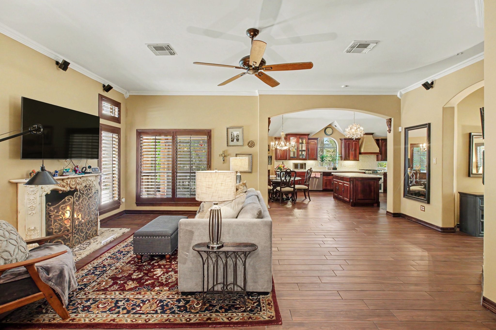 12102 Oak Haven W Drive Property Photo 4