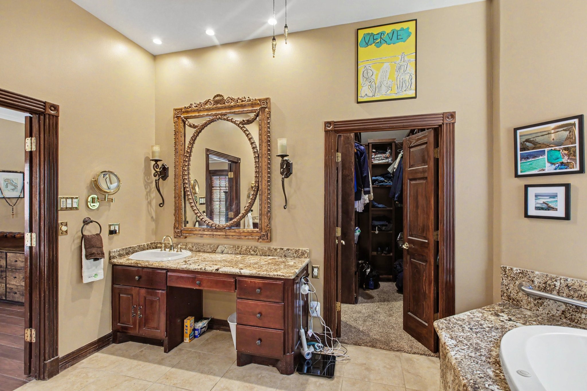 12102 Oak Haven W Drive Property Photo 13