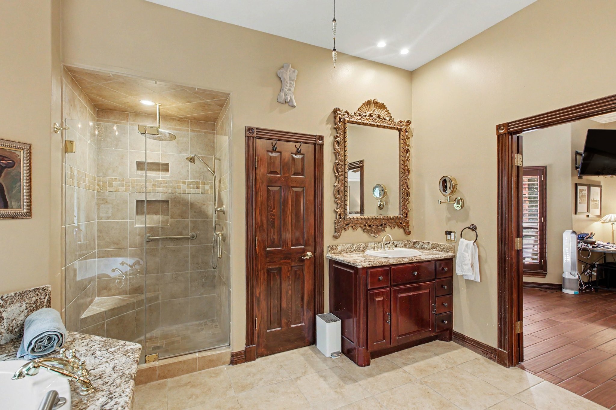 12102 Oak Haven W Drive Property Photo 14