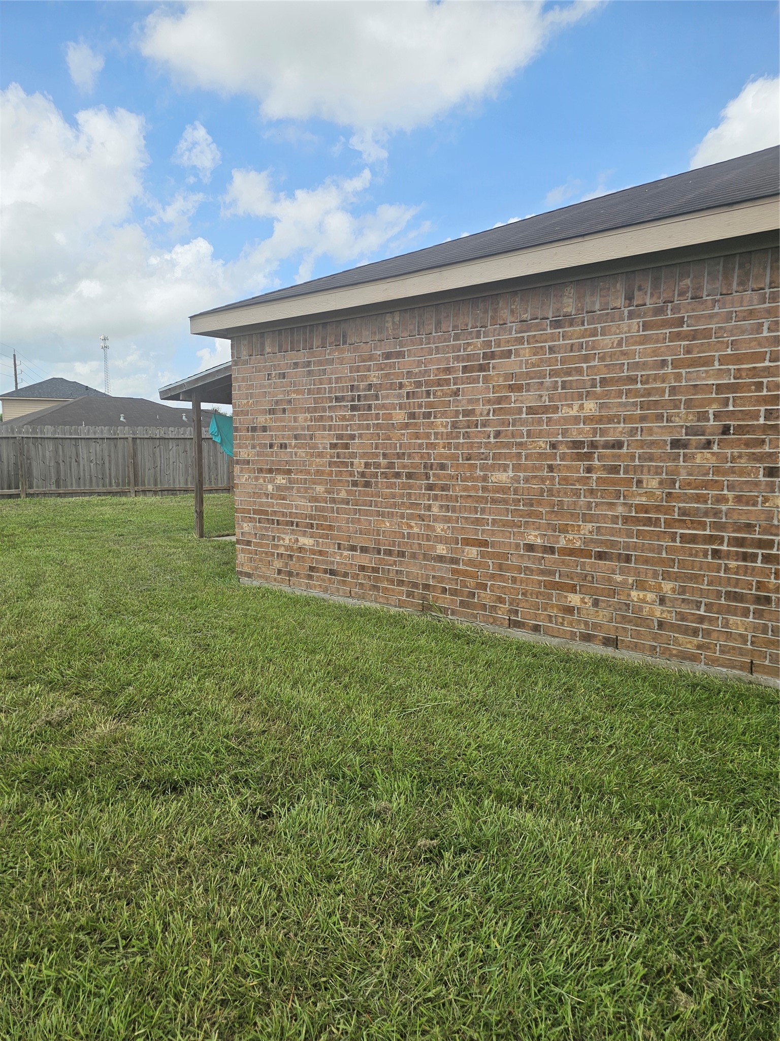 5122 Sunny Parke Lane Property Photo 3