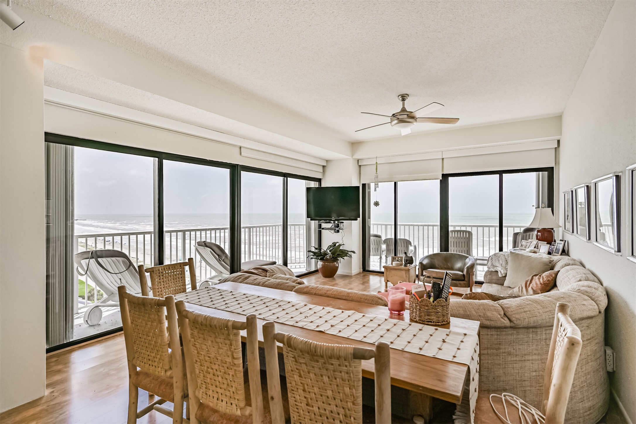 7700 Seawall Boulevard 1001 Property Photo 28
