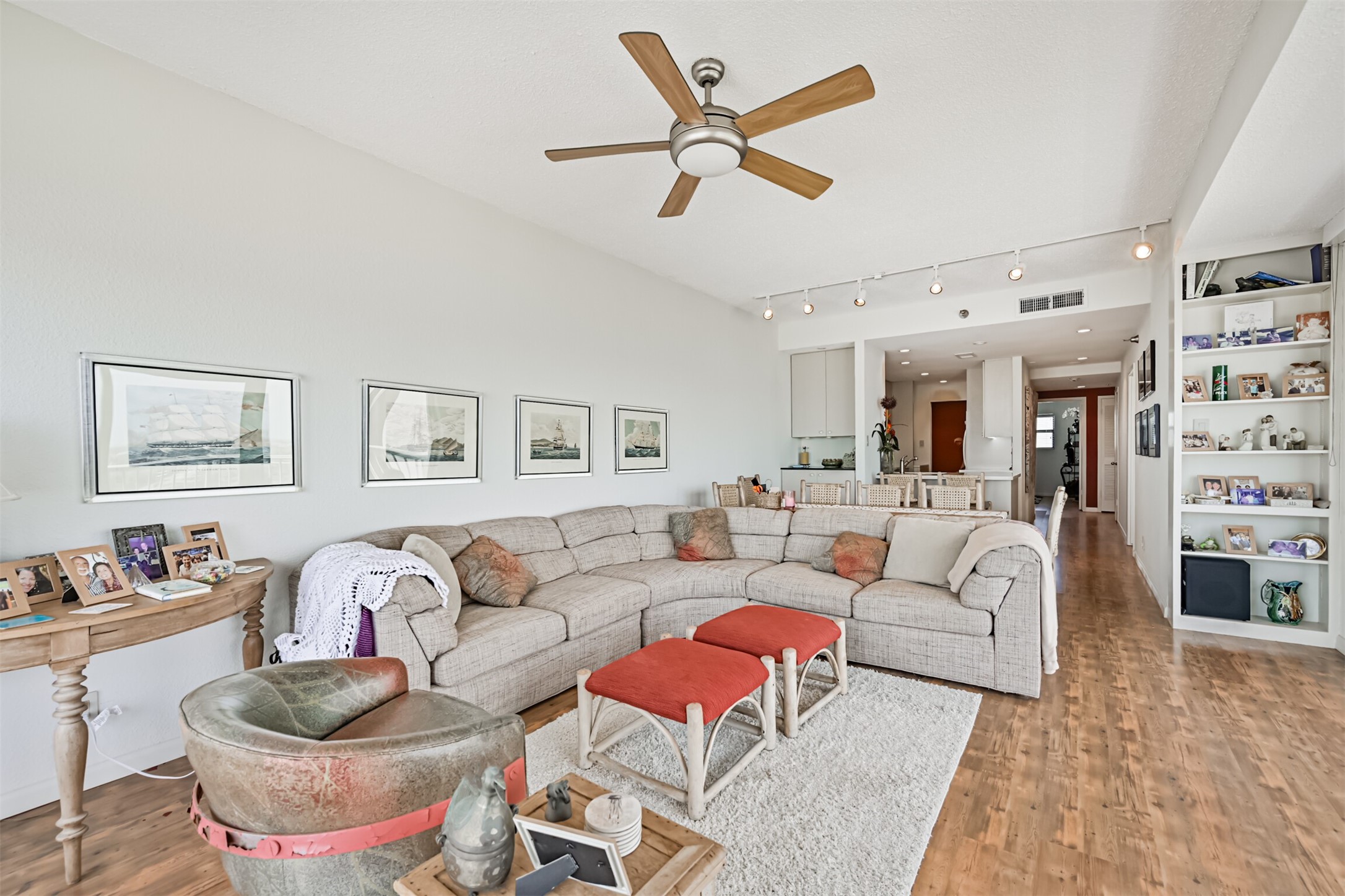 7700 Seawall Boulevard 1001 Property Photo 32