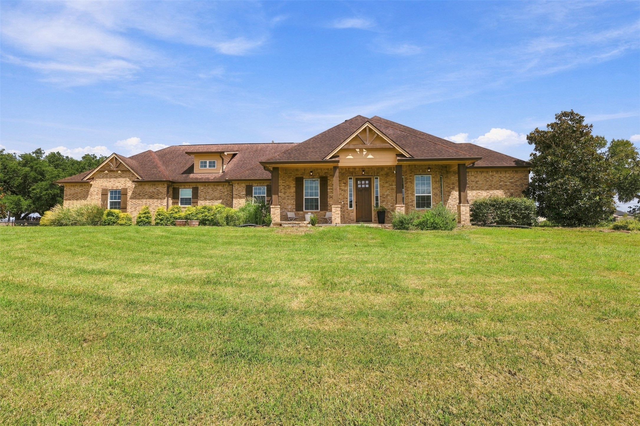8518 Lofty Pines Property Photo 3
