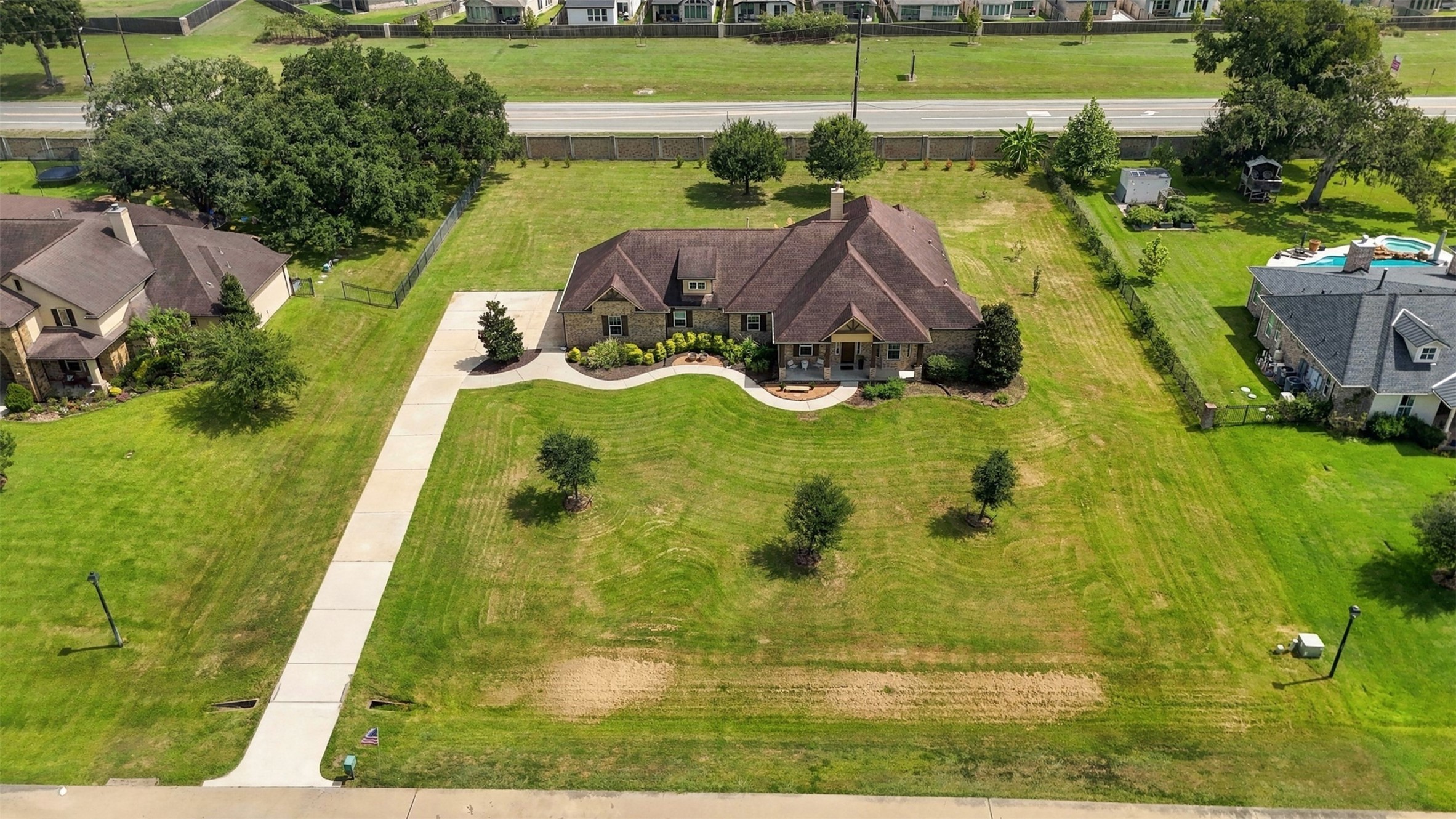 8518 Lofty Pines Property Photo 4