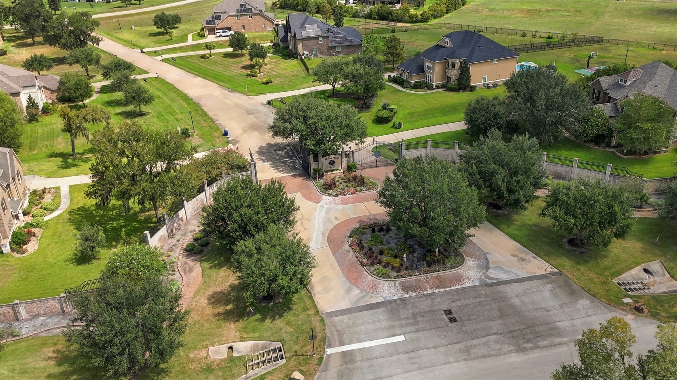 8518 Lofty Pines Property Photo 45