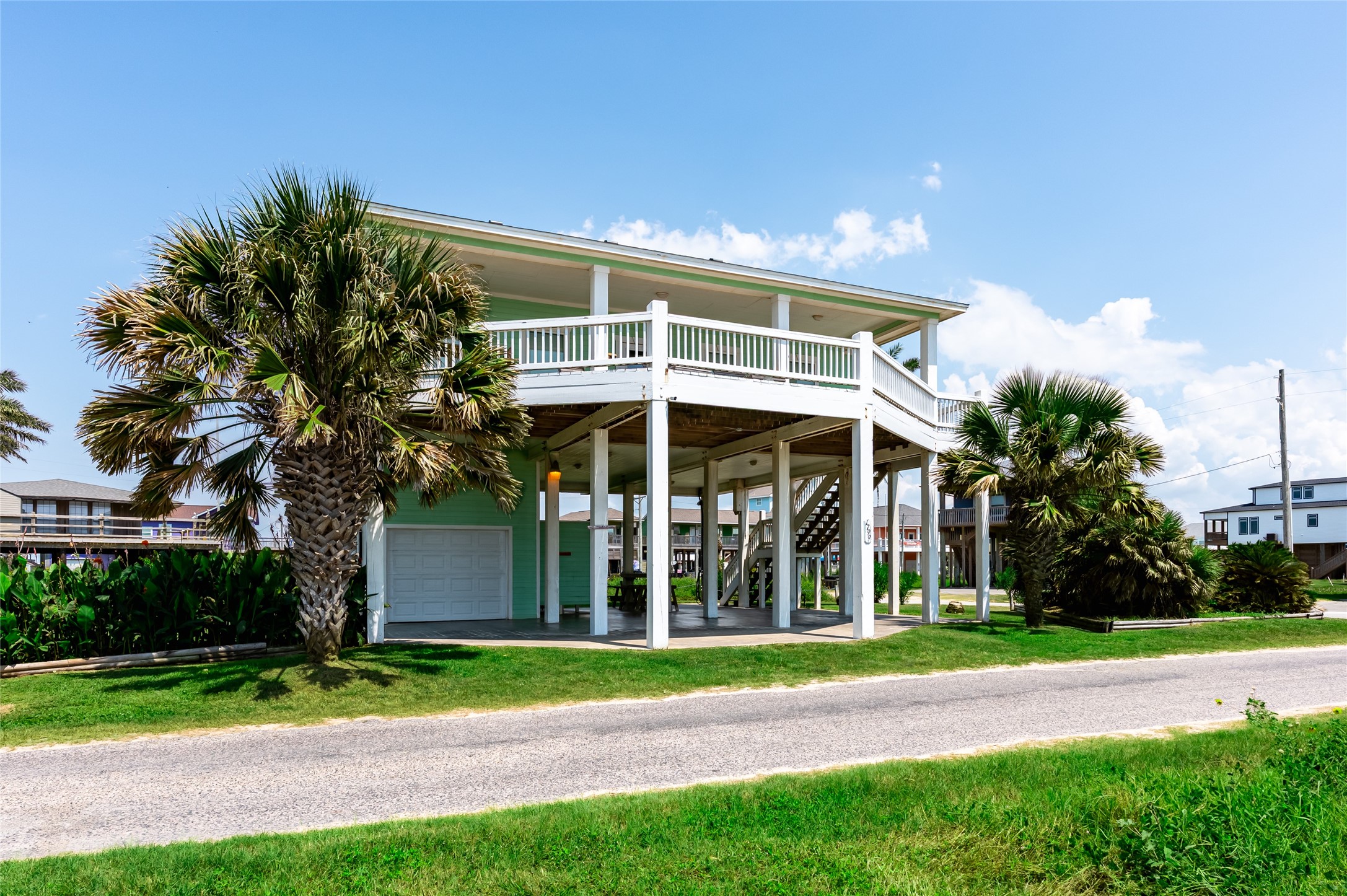 1799 Redfish Lane Property Photo 4