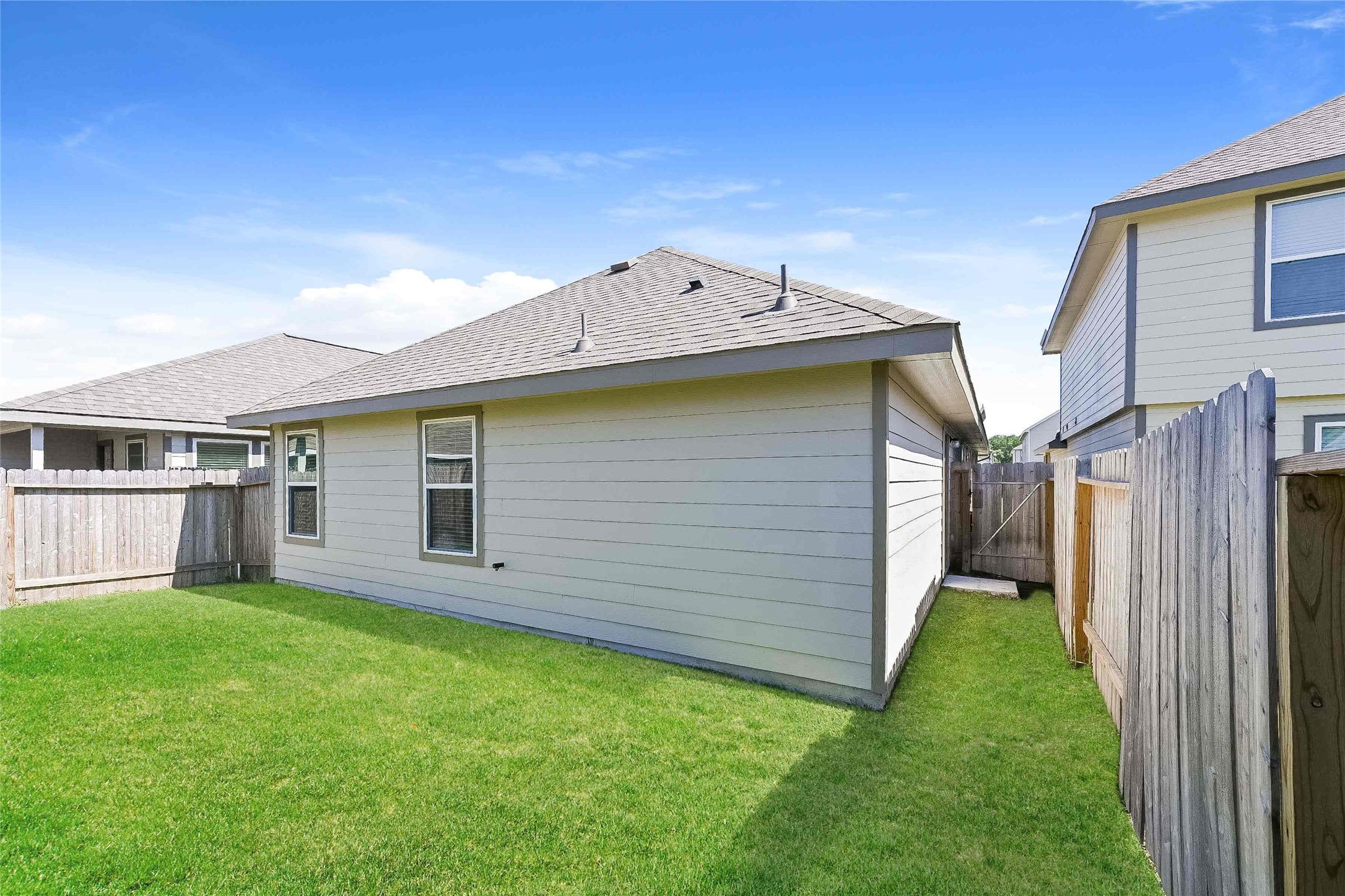 25734 Hazy Elm Lane Property Photo 3