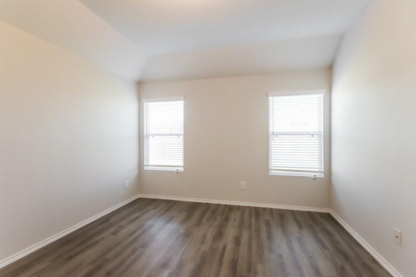 25734 Hazy Elm Lane Property Photo 9