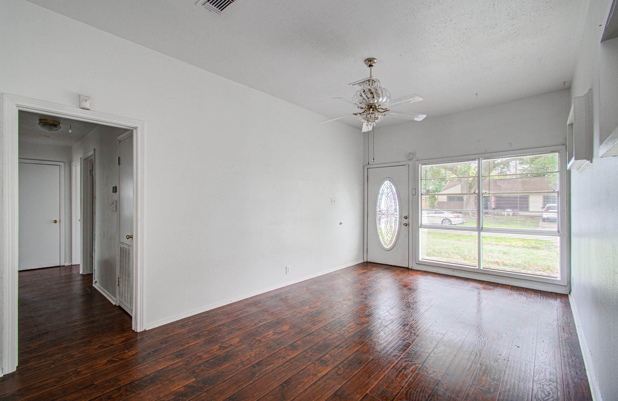 3326 Proswimmer Street Property Photo 4