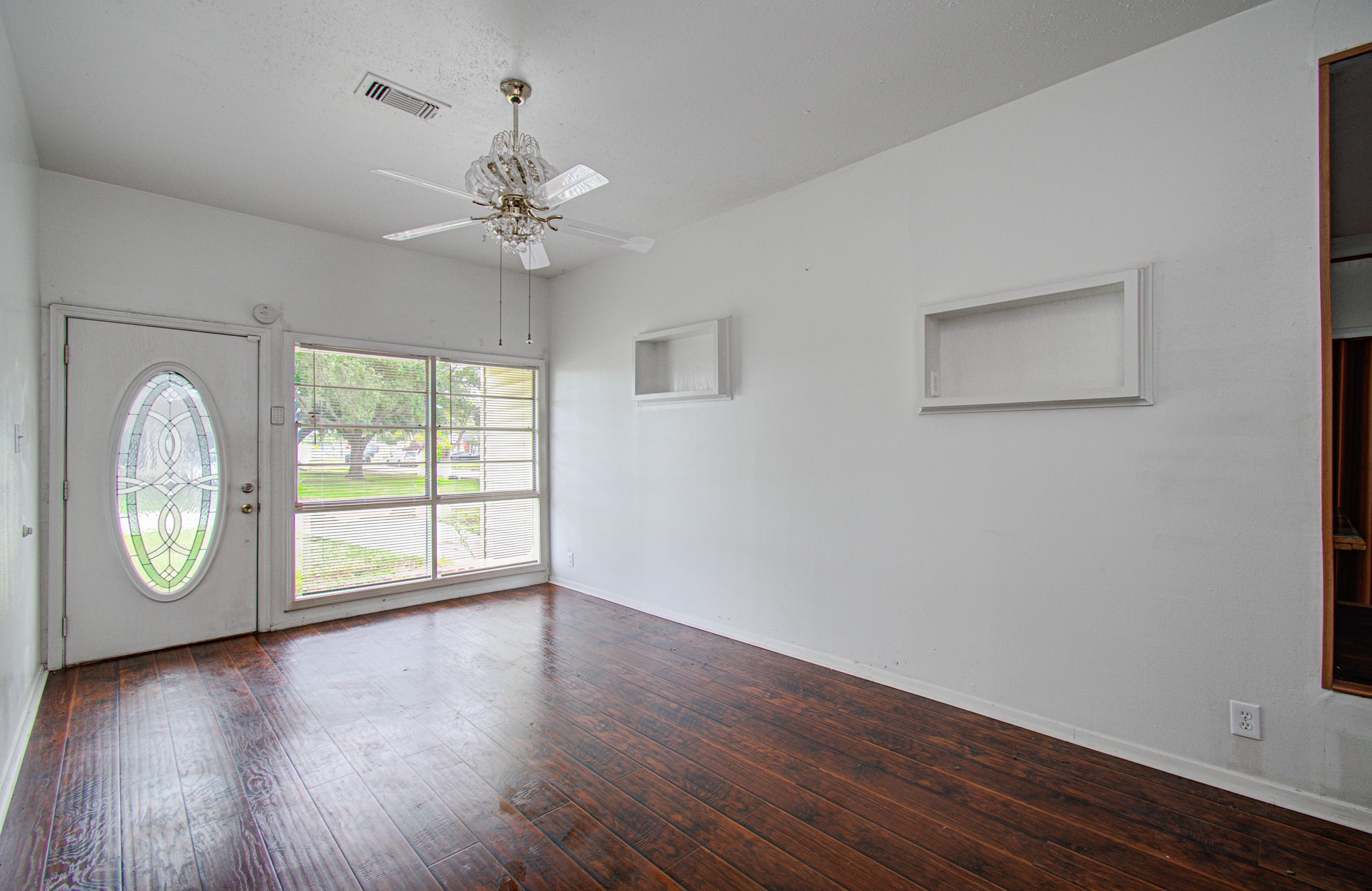 3326 Proswimmer Street Property Photo 5