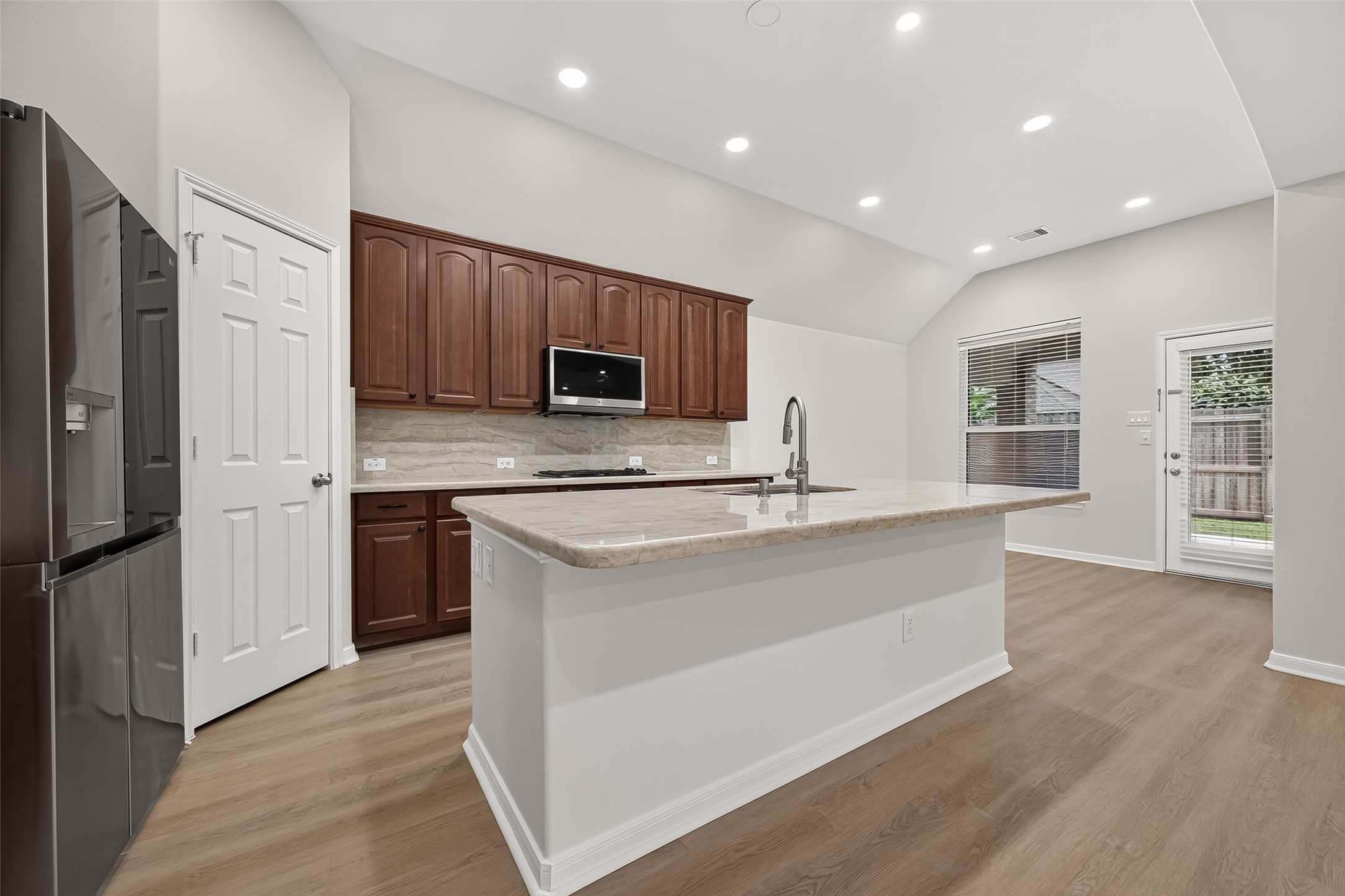 5607 Granite Falls Ln Property Photo 27