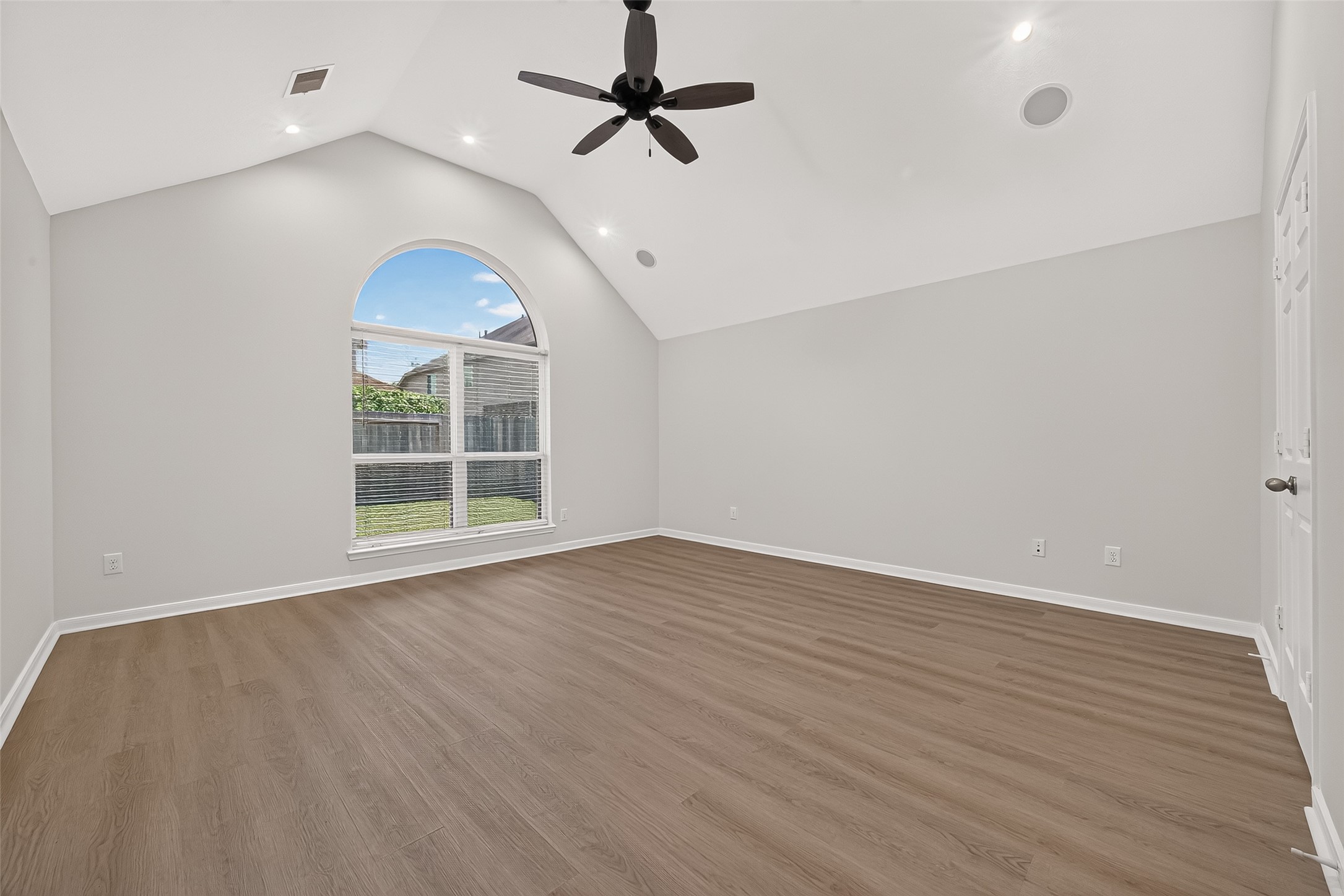5607 Granite Falls Ln Property Photo 35