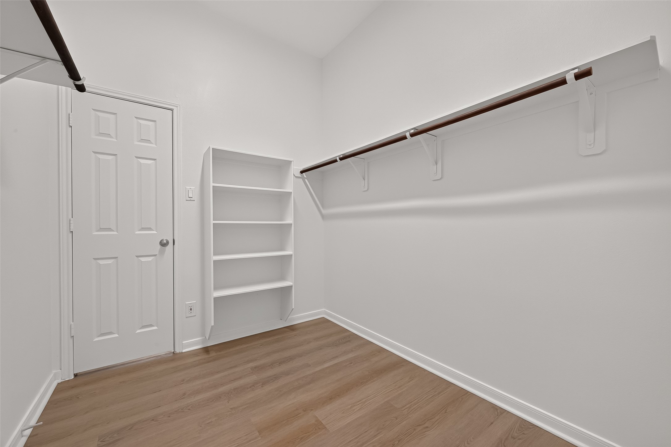 5607 Granite Falls Ln Property Photo 42