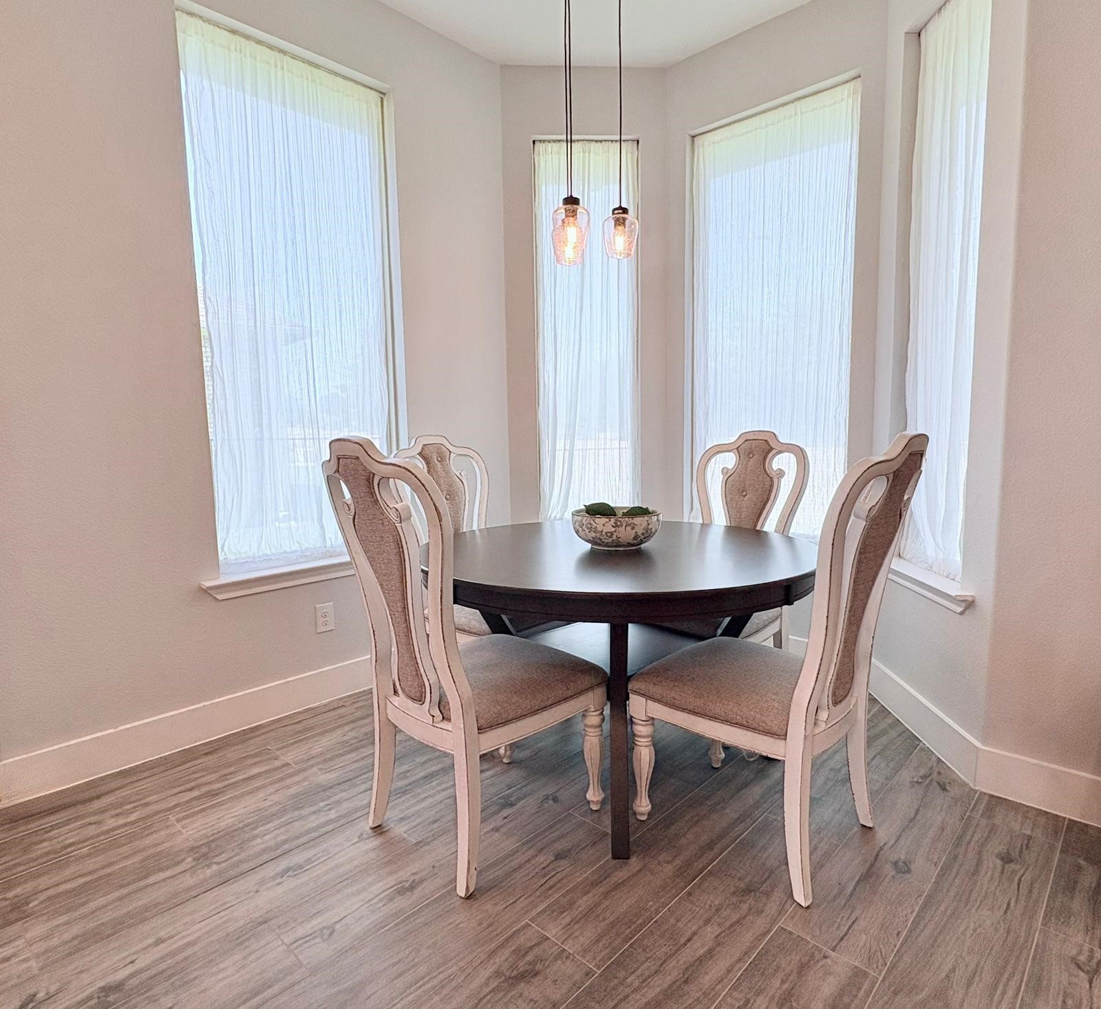 55 Ruskin Drive W Property Photo 12