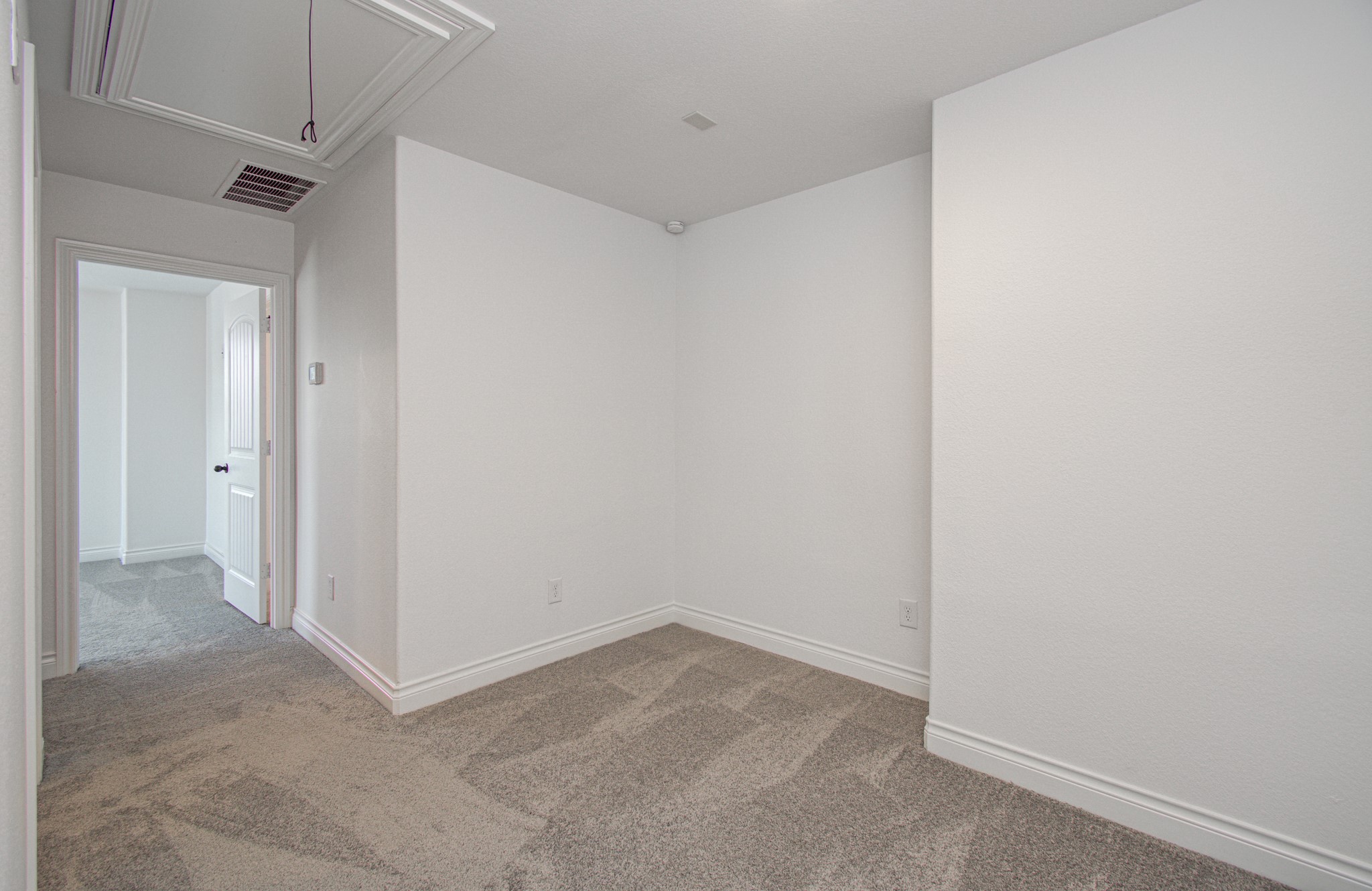 6621 N Main Street Property Photo 27