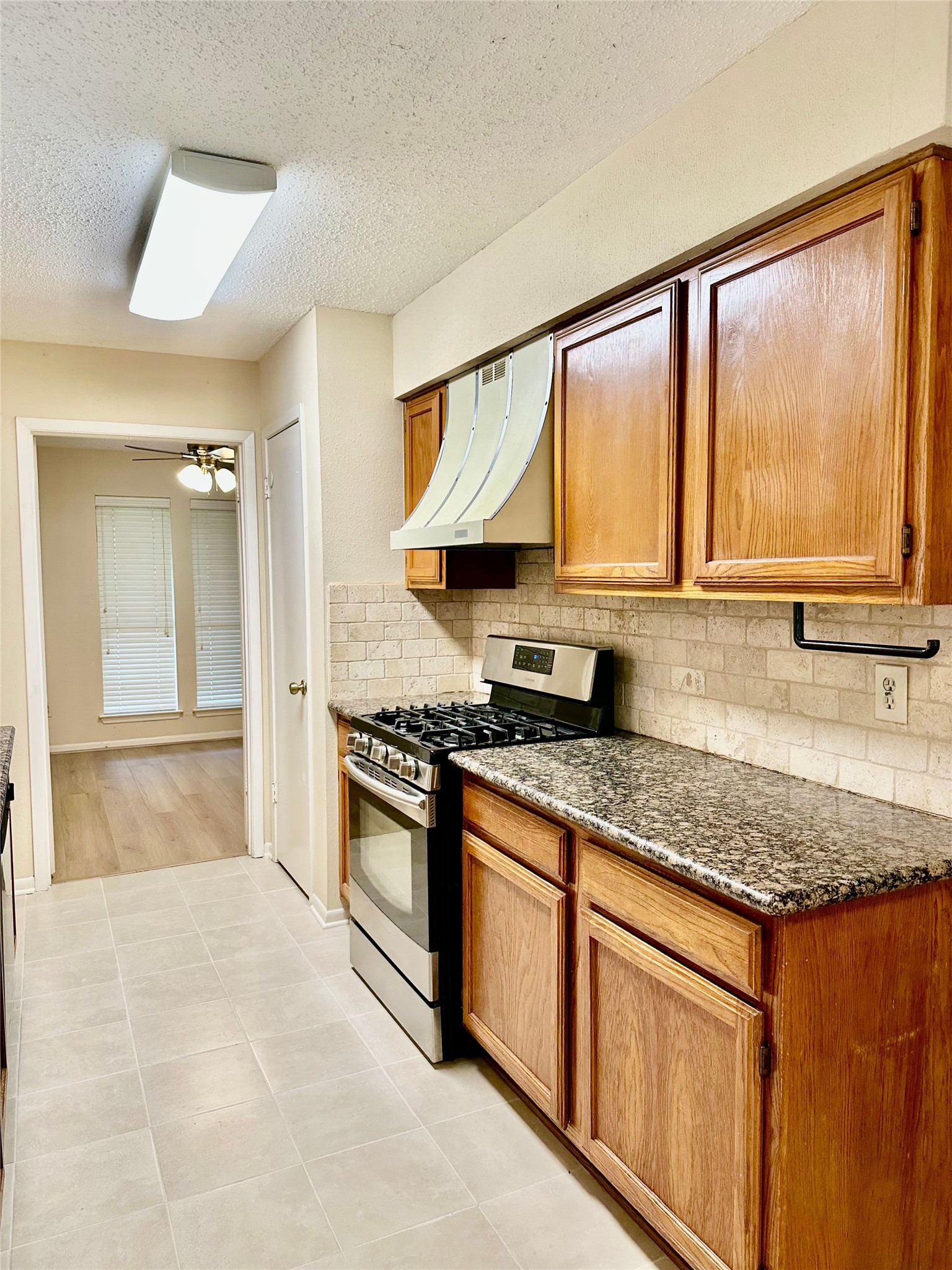 3022 Sam Houston Drive Property Photo 4