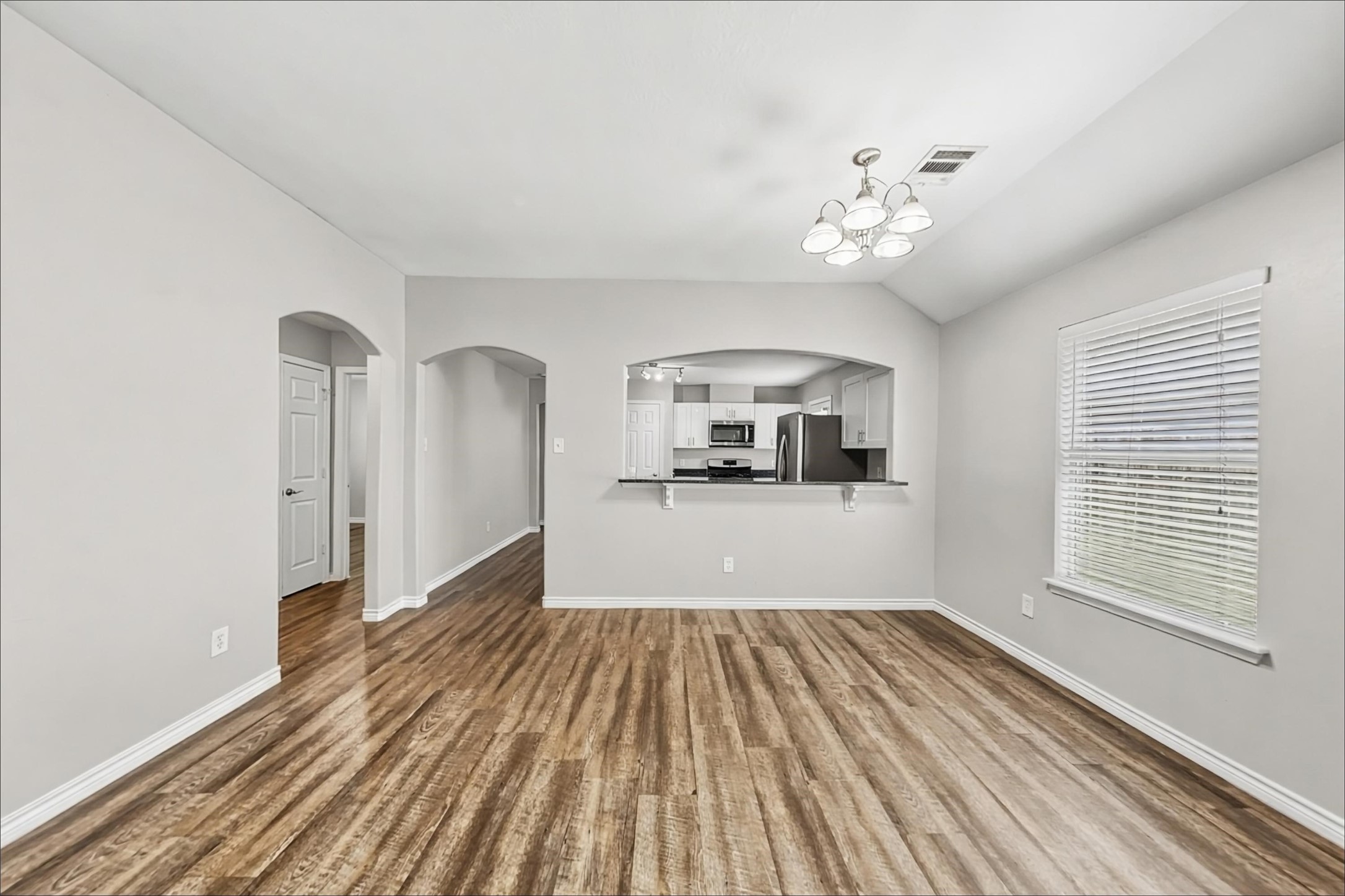 13211 Ambrosa Drive Property Photo 5