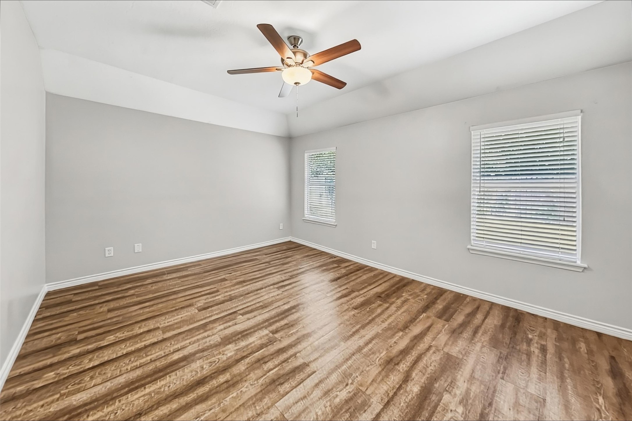 13211 Ambrosa Drive Property Photo 6