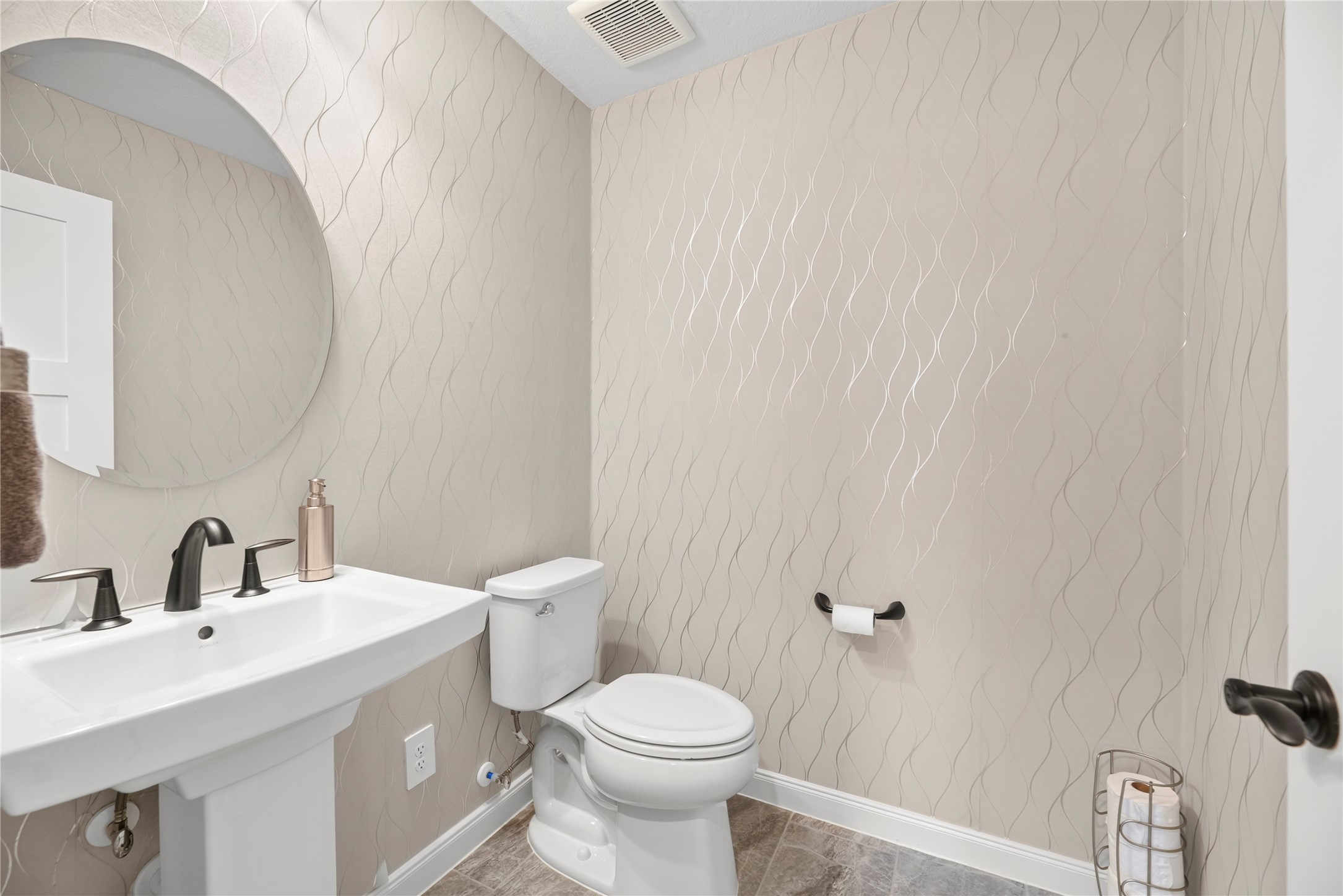 10643 Crystal Spring Drive Property Photo 40
