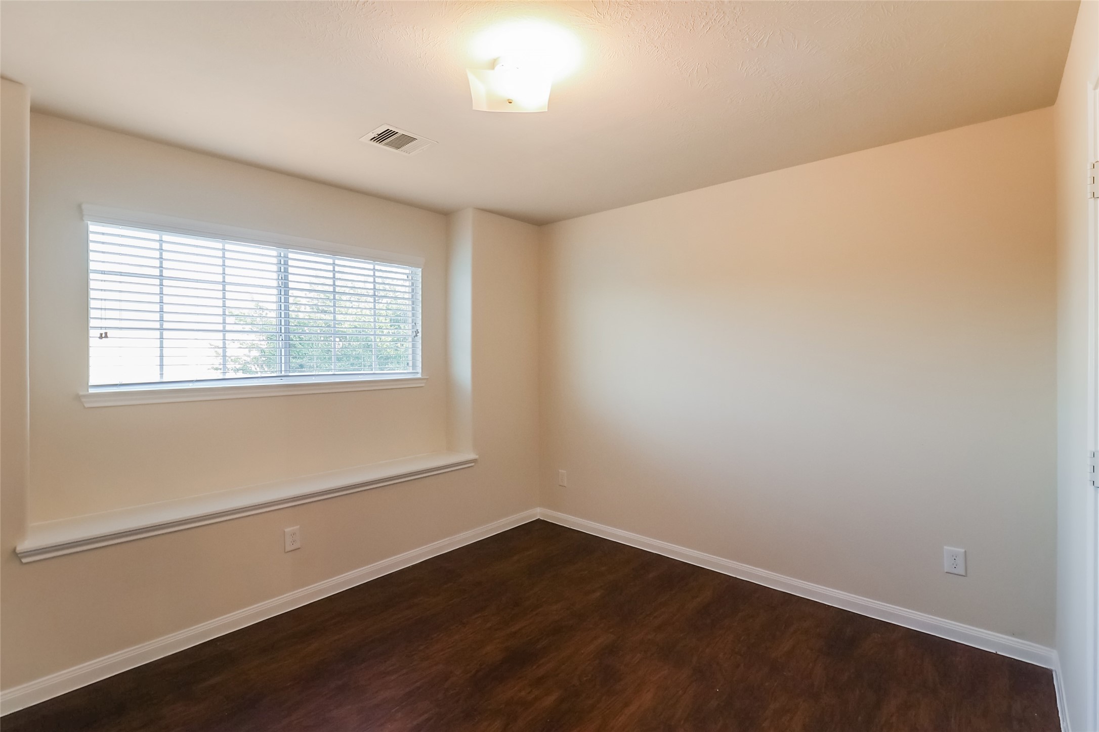 13009 Baileys Run Property Photo 10