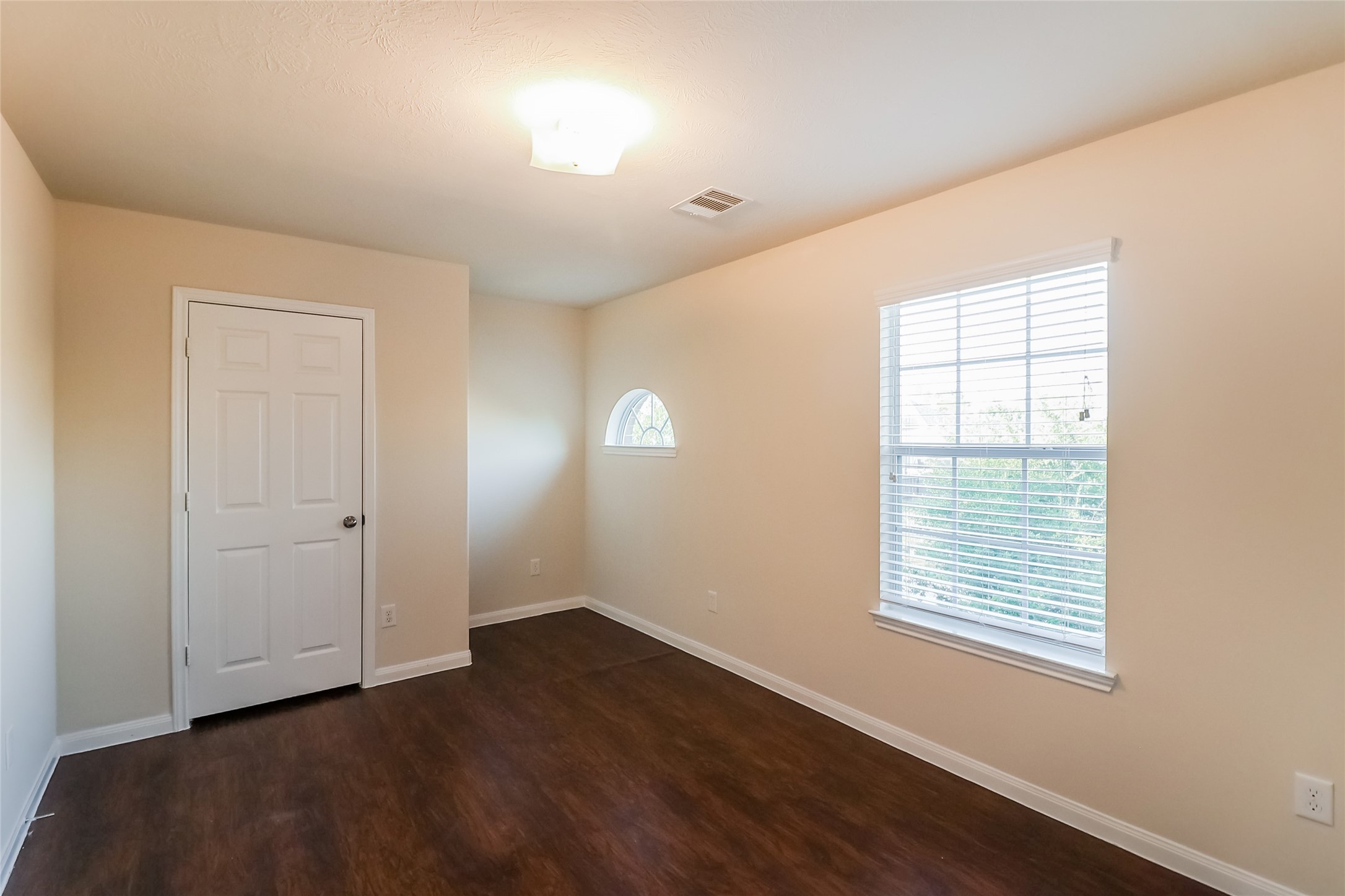 13009 Baileys Run Property Photo 11