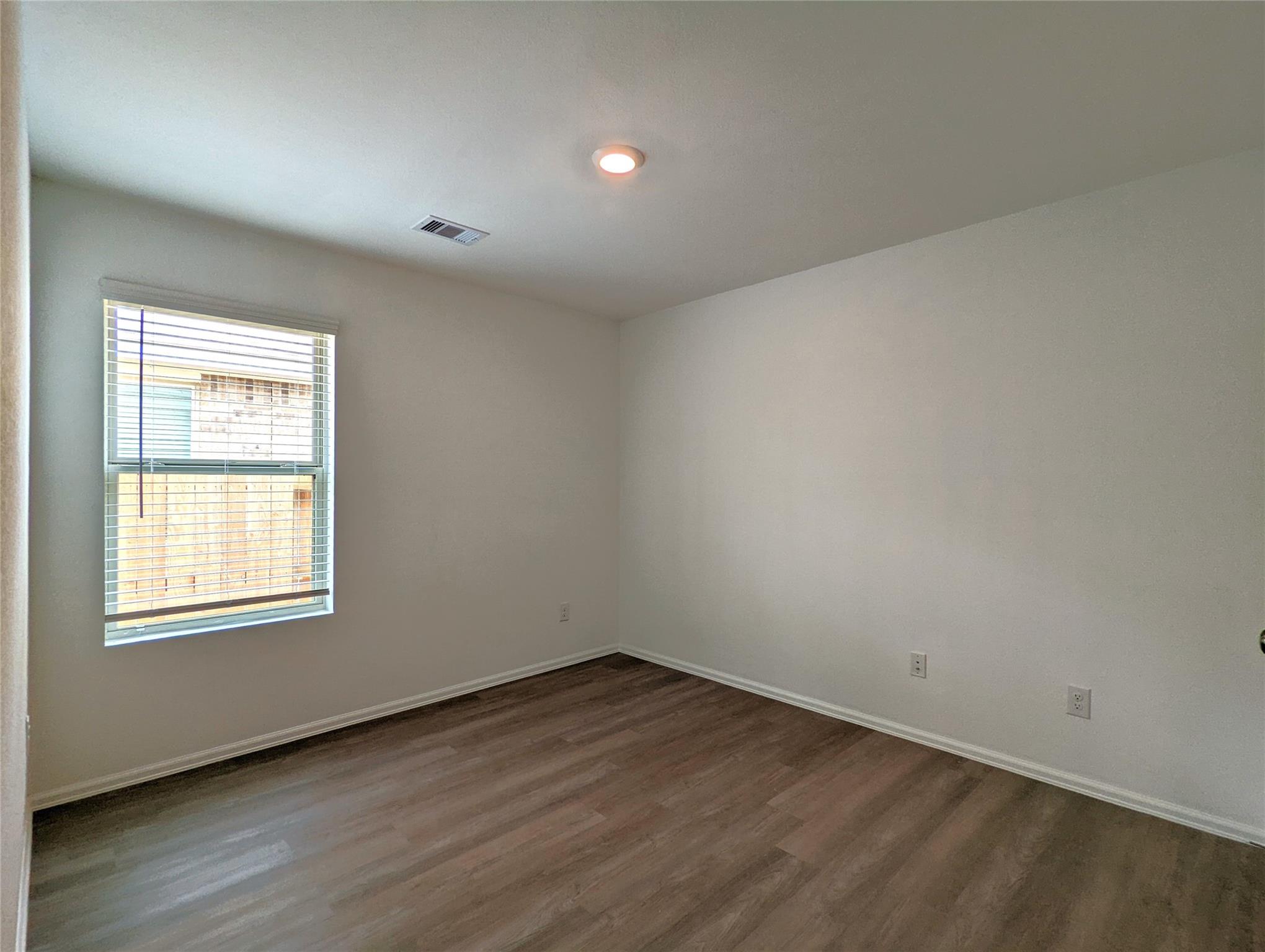 8810 Wooster Trails Drive Property Photo 10