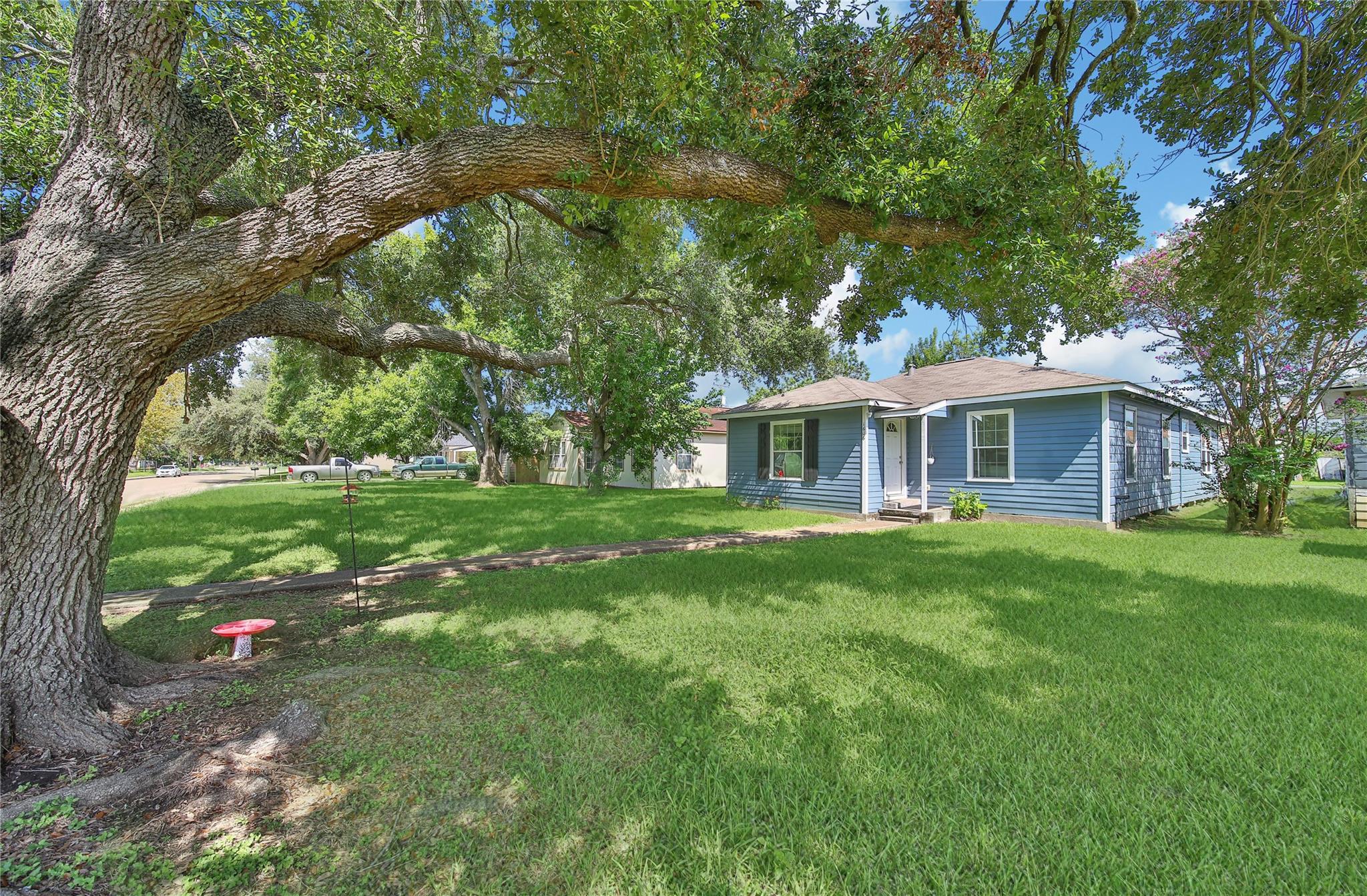 1606 W 8th Street, Freeport Tx 77541 Property Photo 6