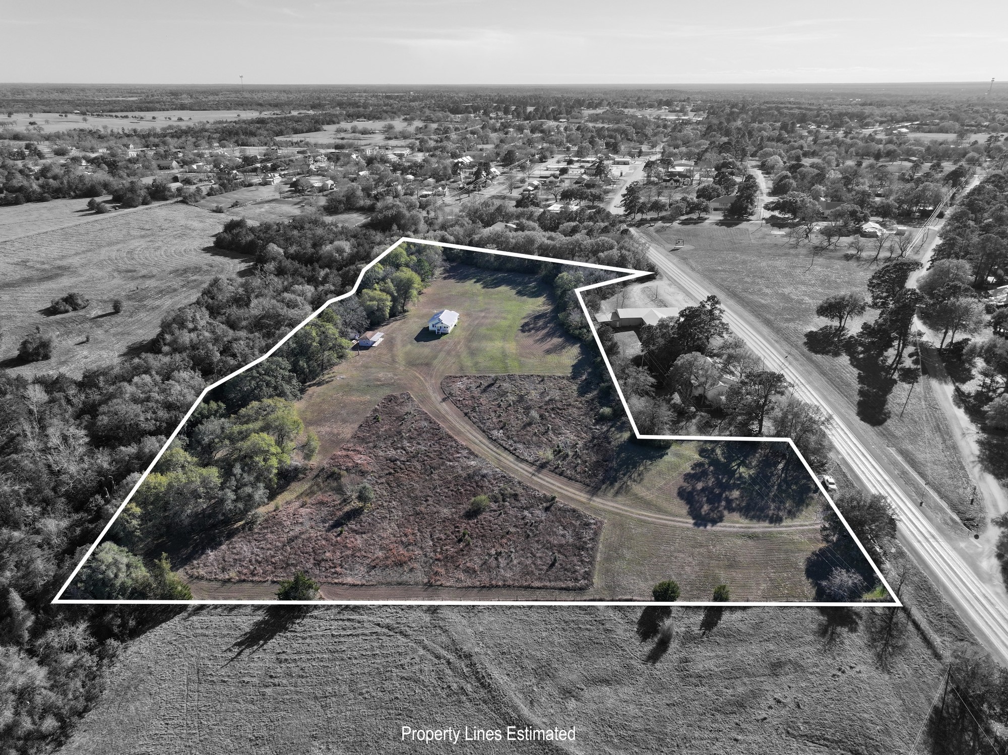 1804 Fm 109 Property Photo 1