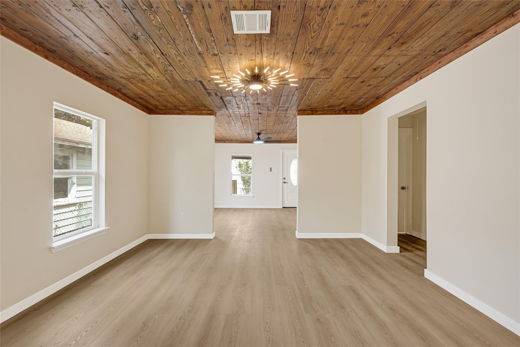 6820 Avenue L Property Photo 6