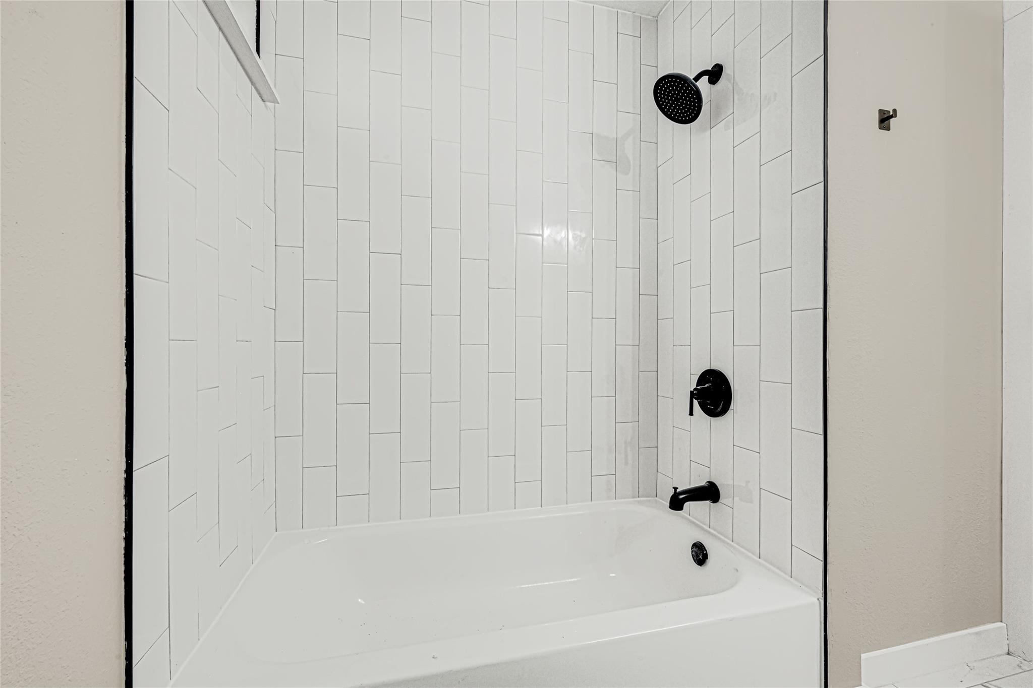 6820 Avenue L Property Photo 17