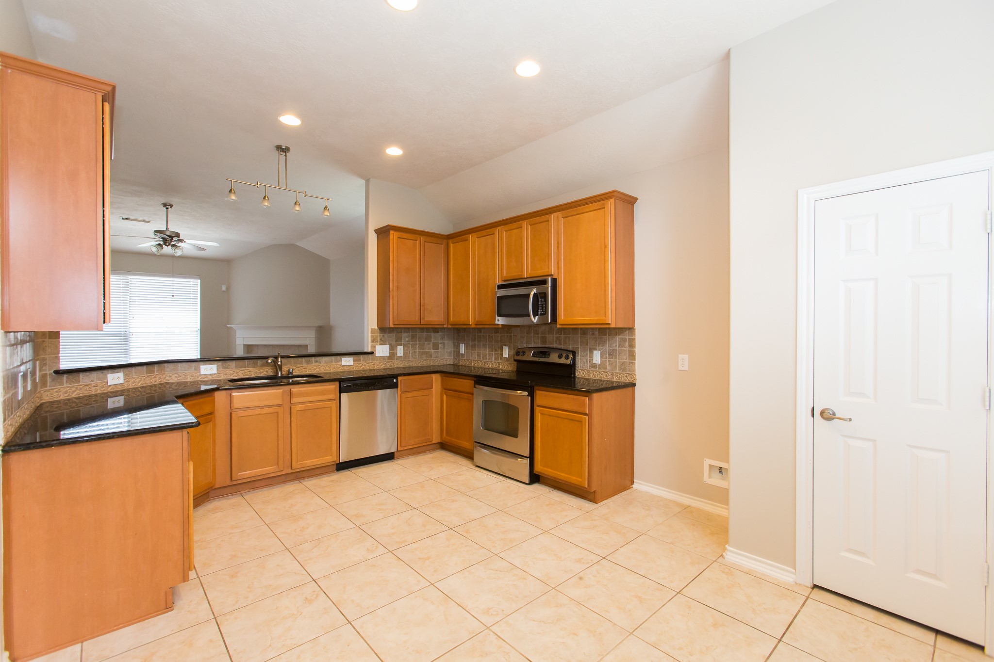 10206 N Pine Ivy Lane Property Photo 6