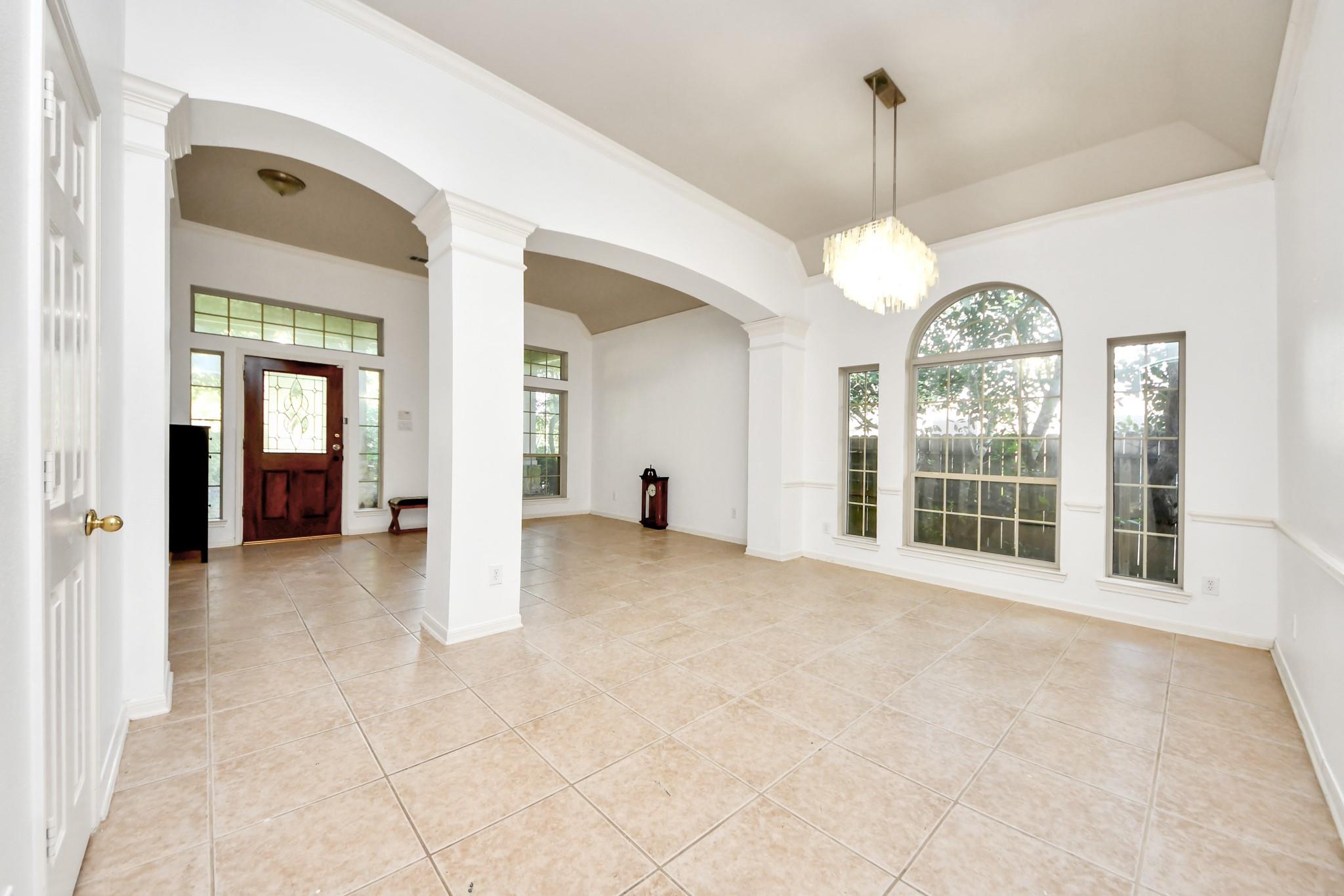 3818 S Barnett Way Property Photo 8