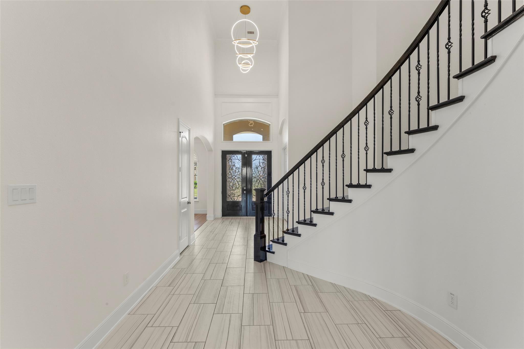 27114 Norfolk Brook Court Property Photo 4