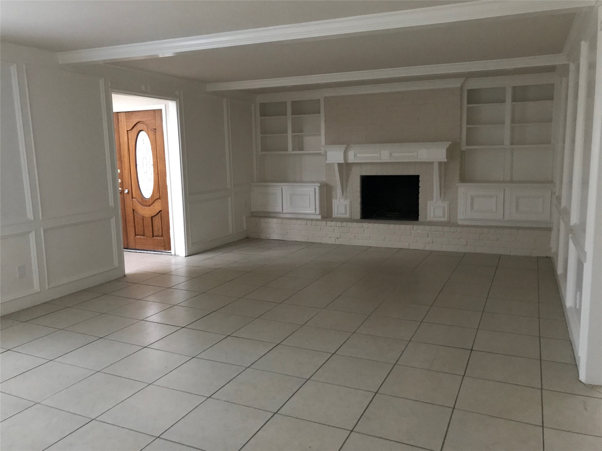 16218 Champion Drive Property Photo 4