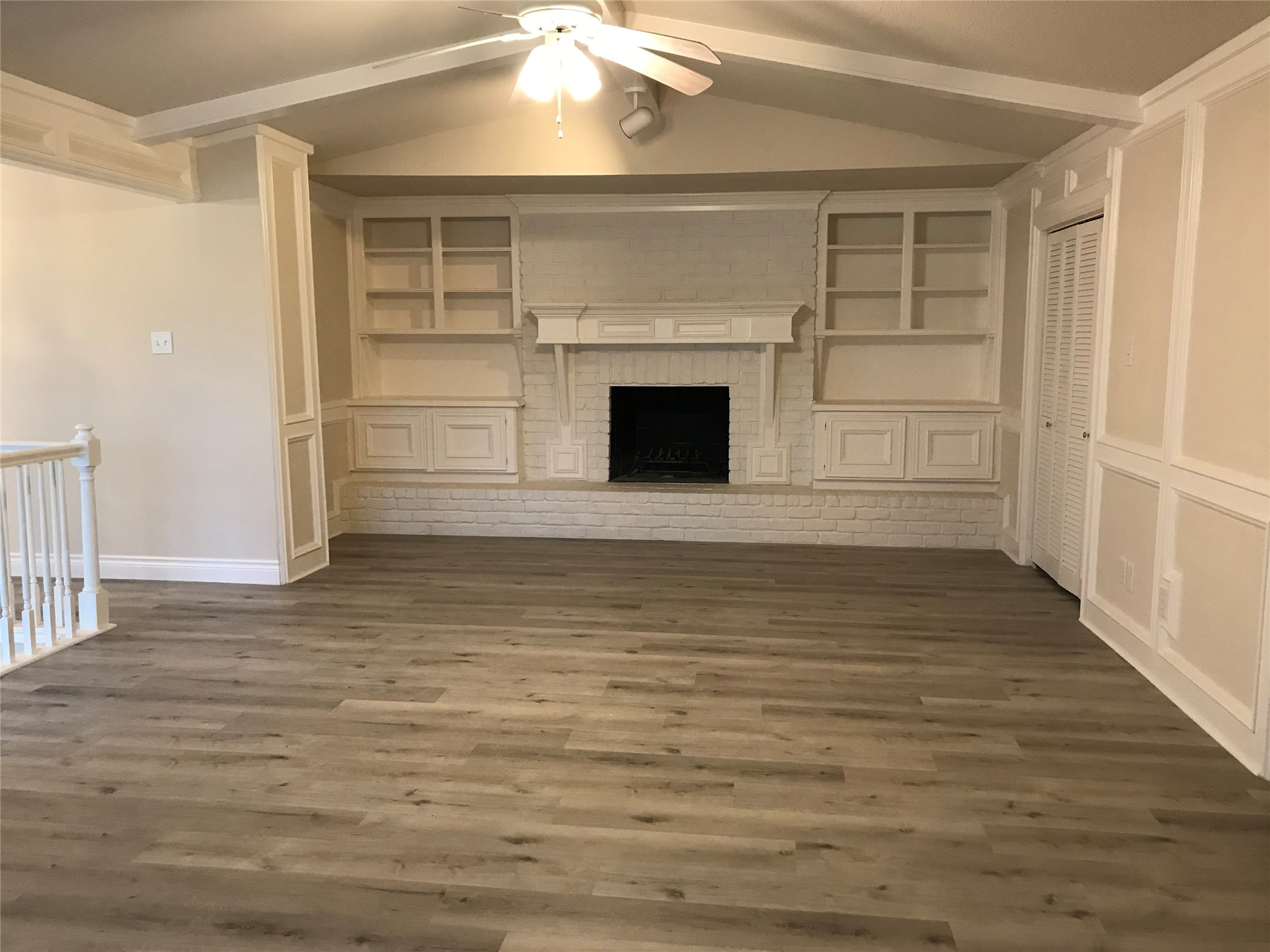 16218 Champion Drive Property Photo 9