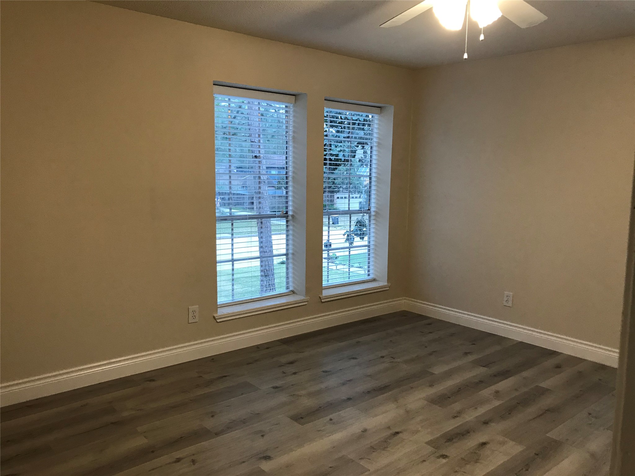 16218 Champion Drive Property Photo 10