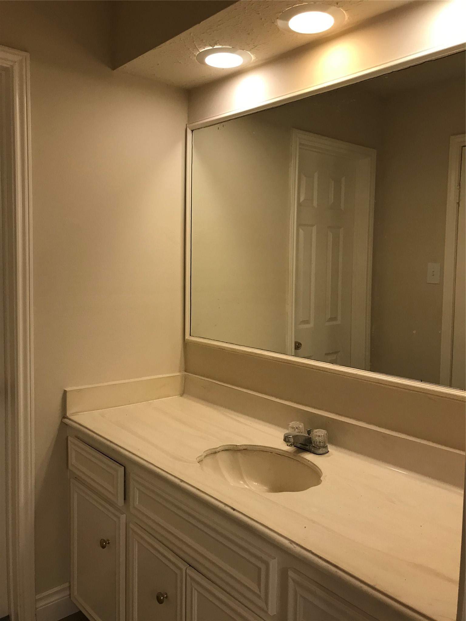 16218 Champion Drive Property Photo 13