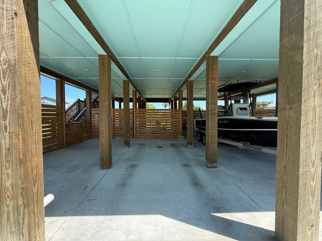 2106 S Young Street Property Photo 15