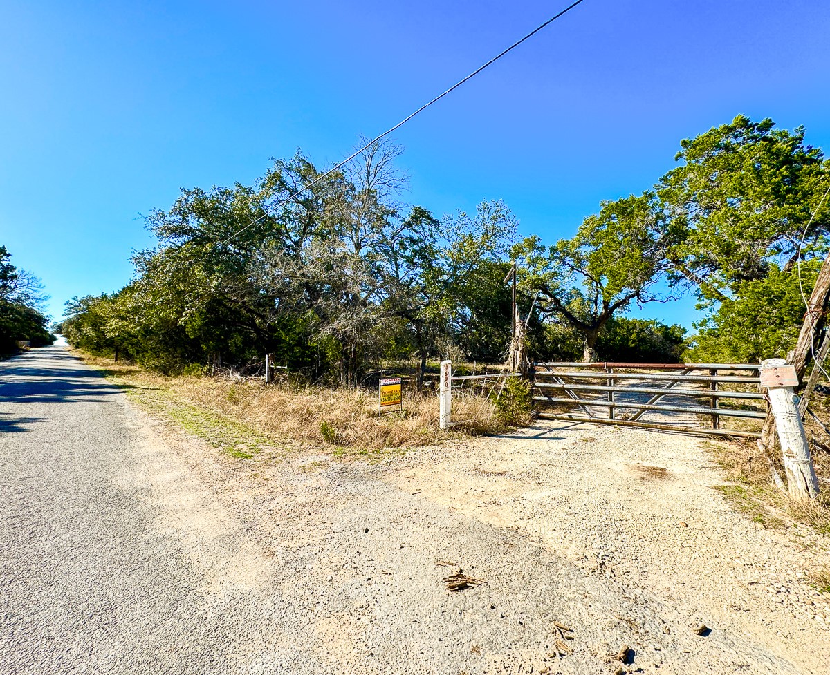 3600 Mount Sharp Road Property Photo 24