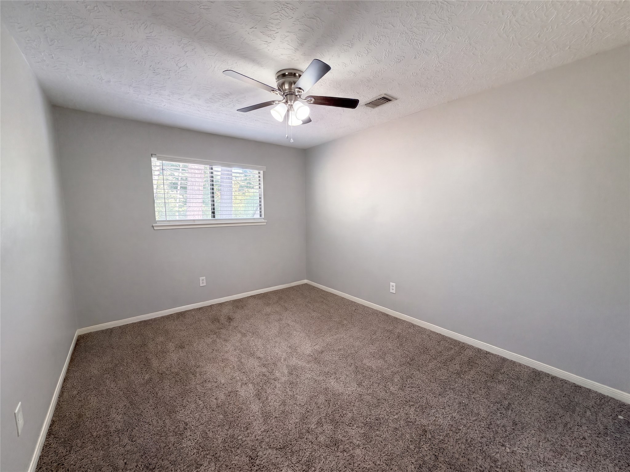 17810 Asphodel Lane Property Photo 4