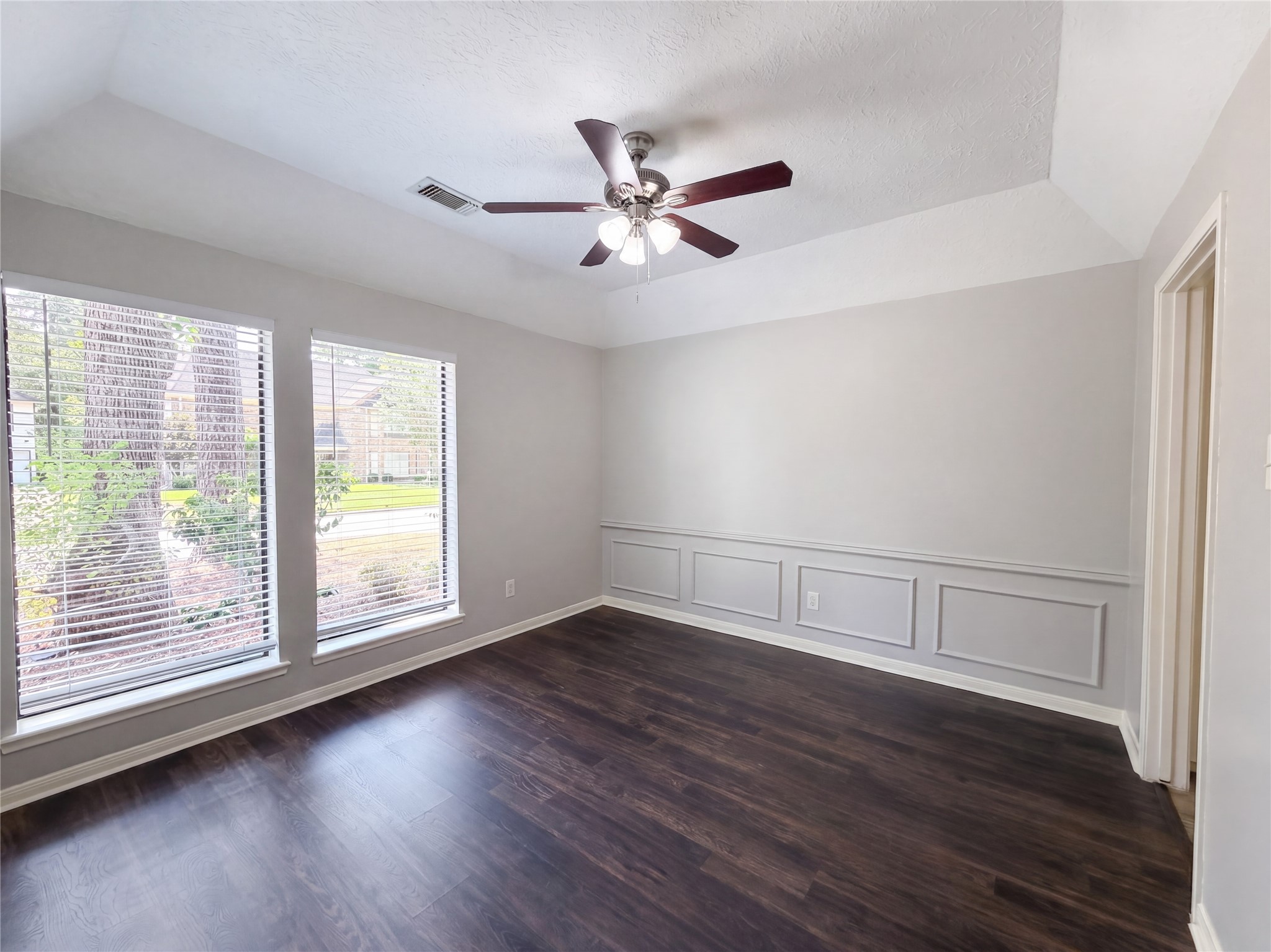 17810 Asphodel Lane Property Photo 6
