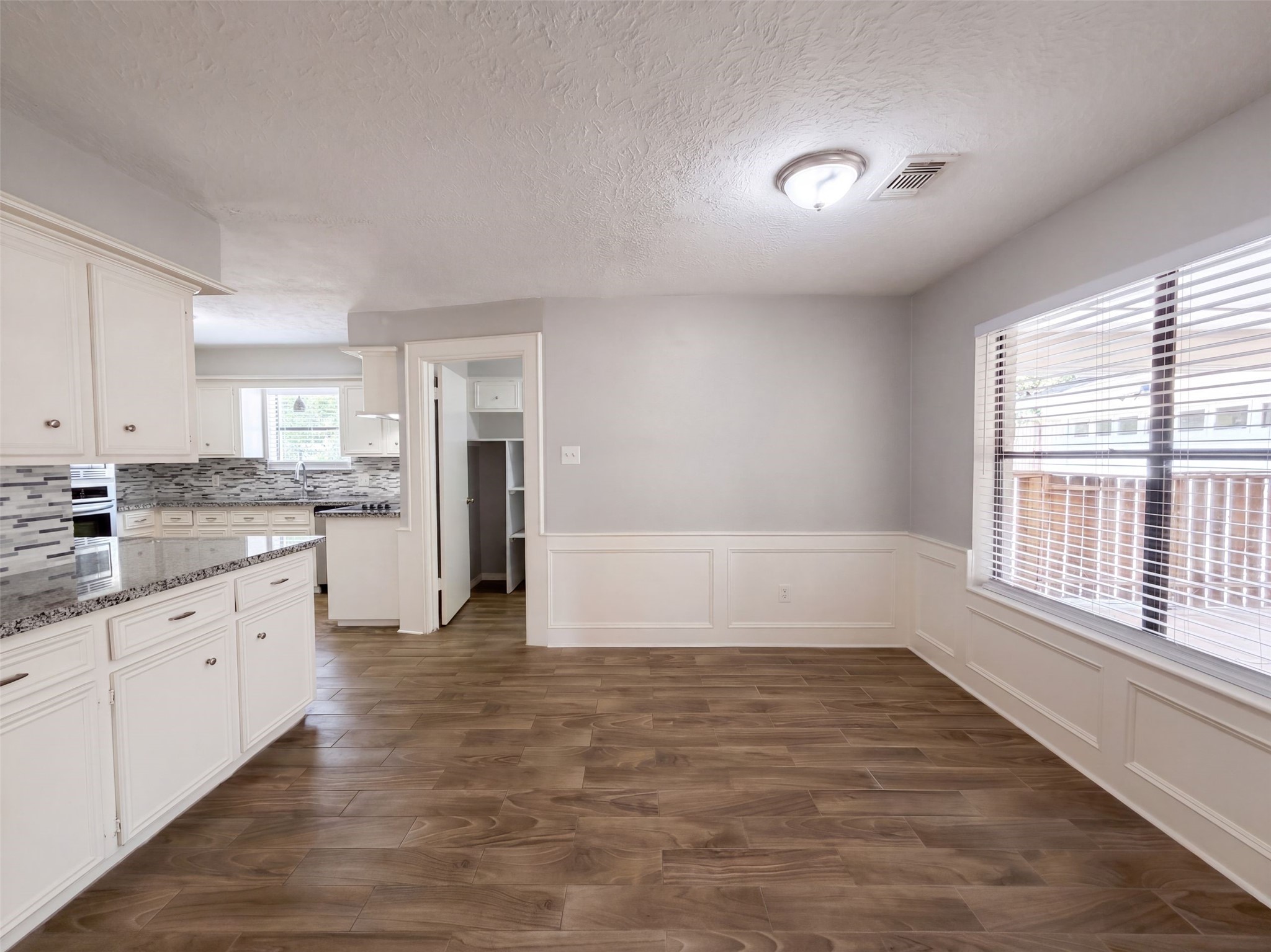 17810 Asphodel Lane Property Photo 7