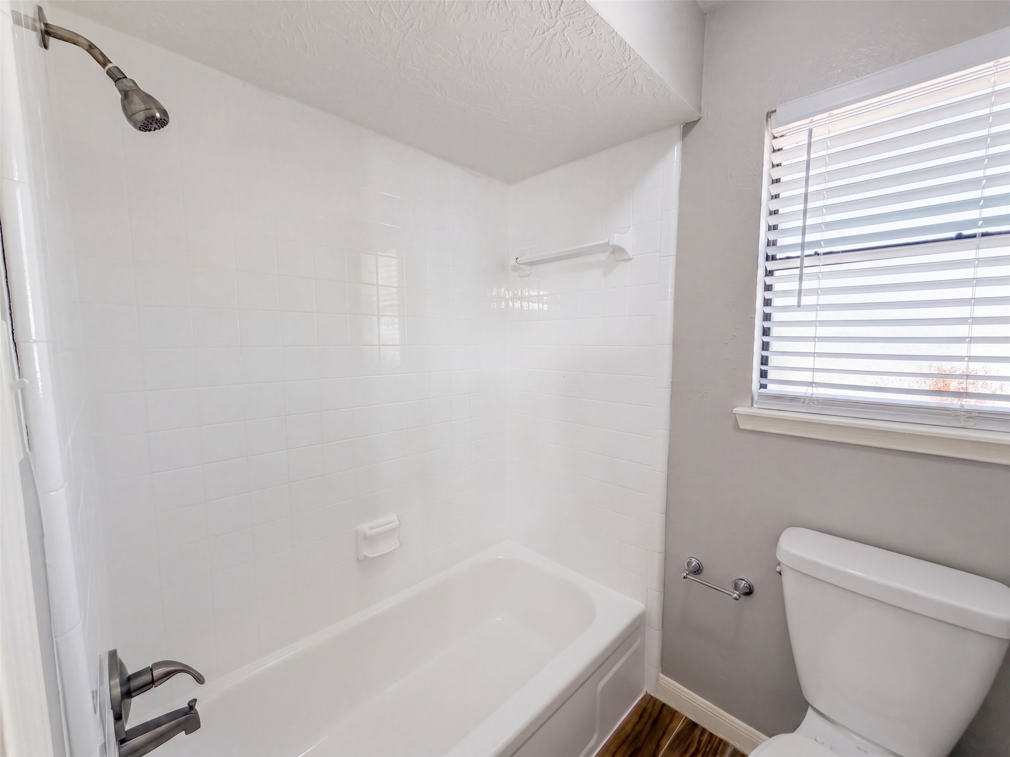 17810 Asphodel Lane Property Photo 20