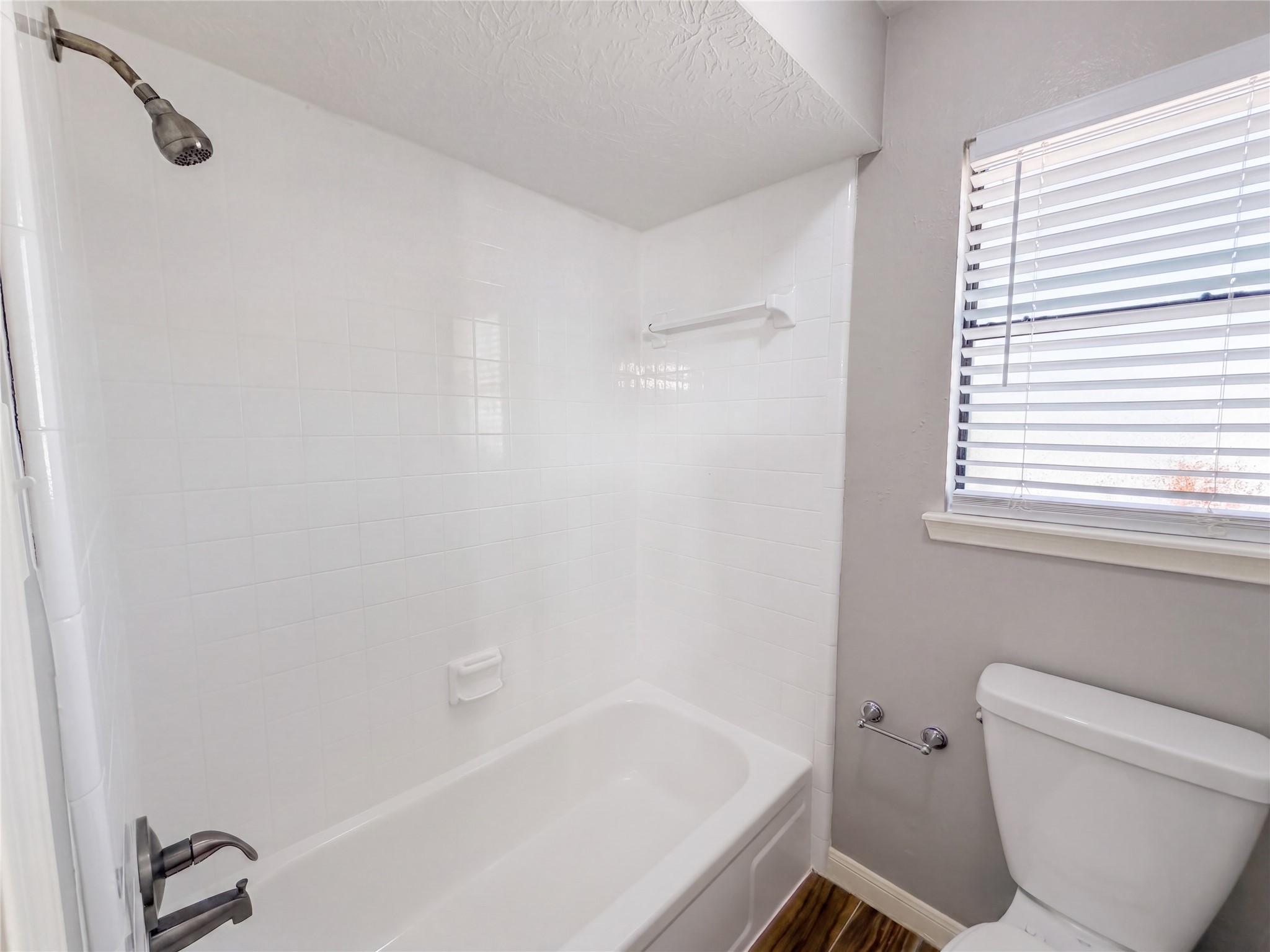 17810 Asphodel Lane Property Photo 20