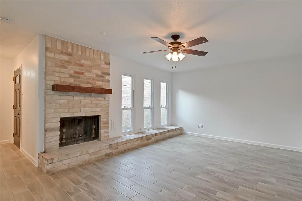 12111 Poulson Drive Property Photo 7