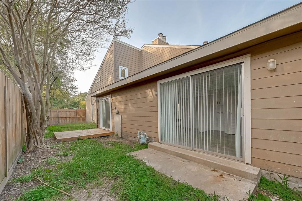 12111 Poulson Drive Property Photo 33