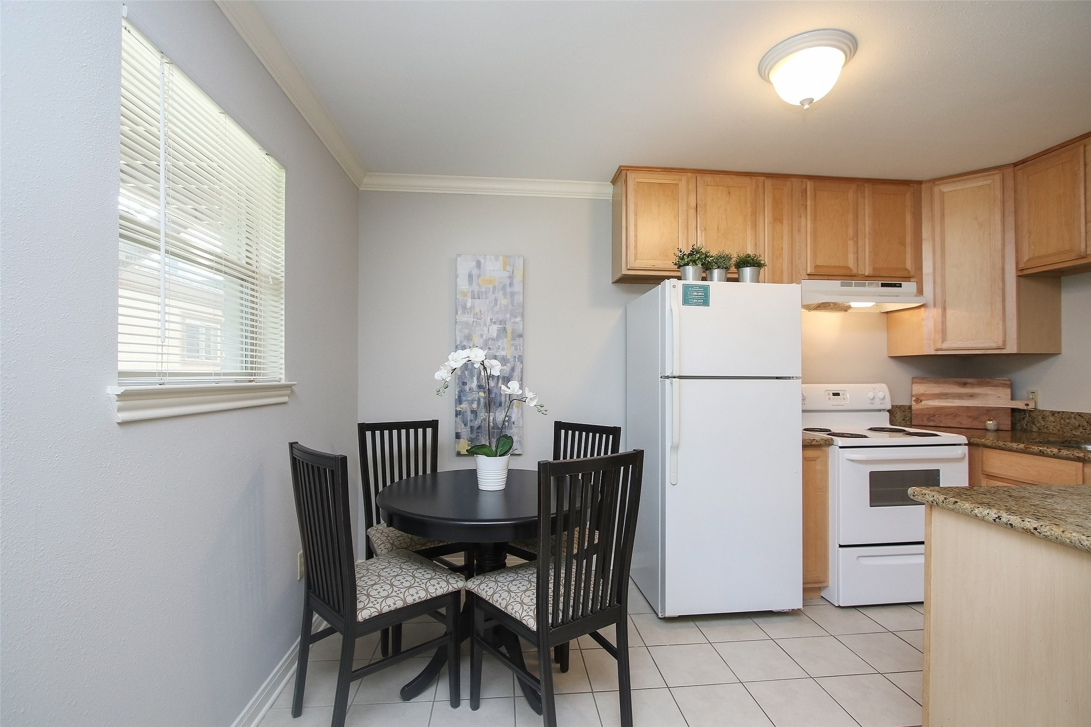1307 Welch Street 3 Property Photo 4