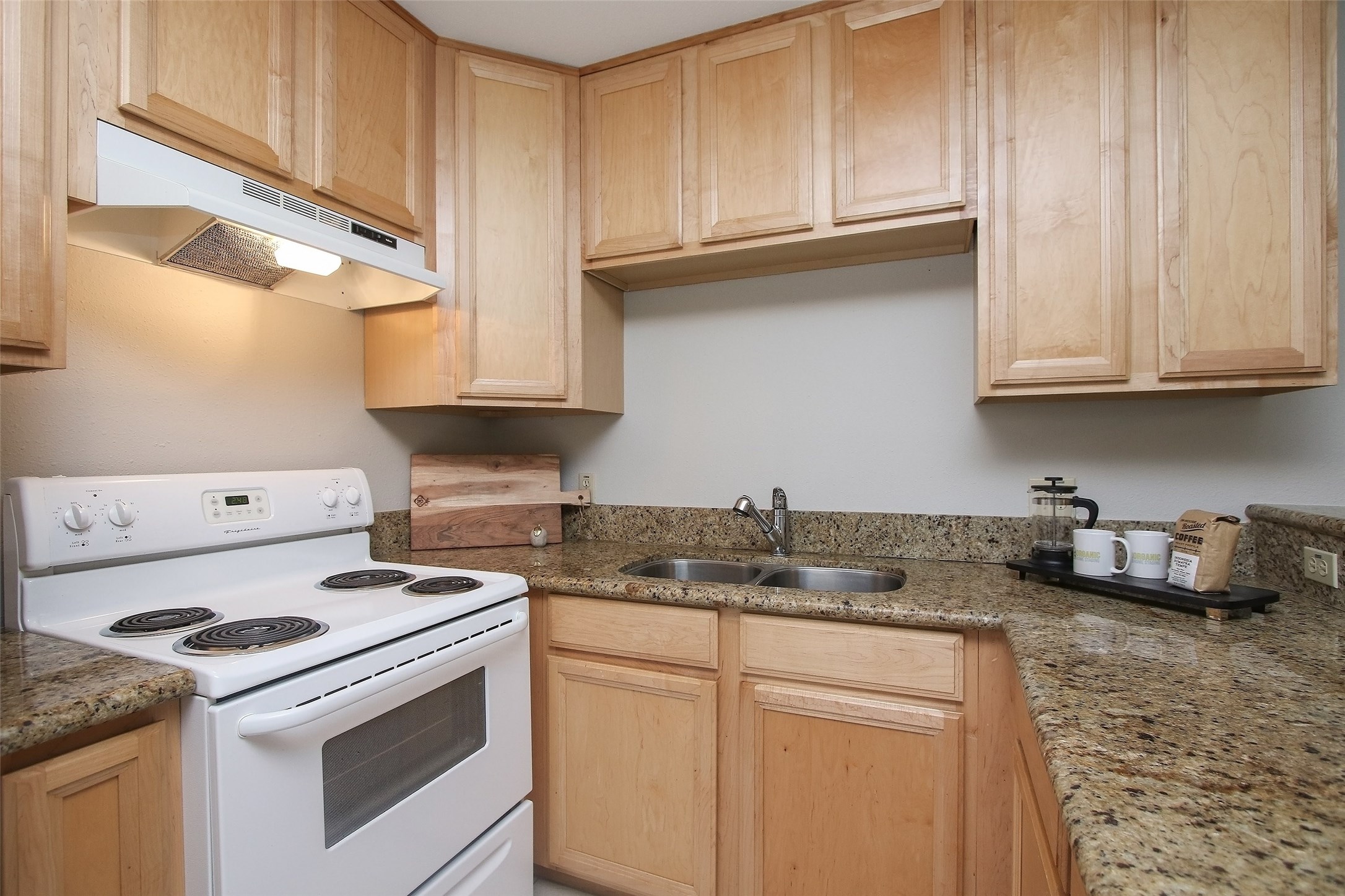 1307 Welch Street 3 Property Photo 6
