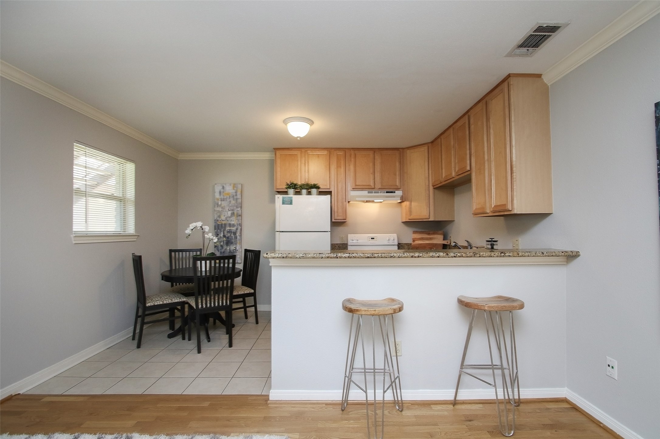 1307 Welch Street 3 Property Photo 10