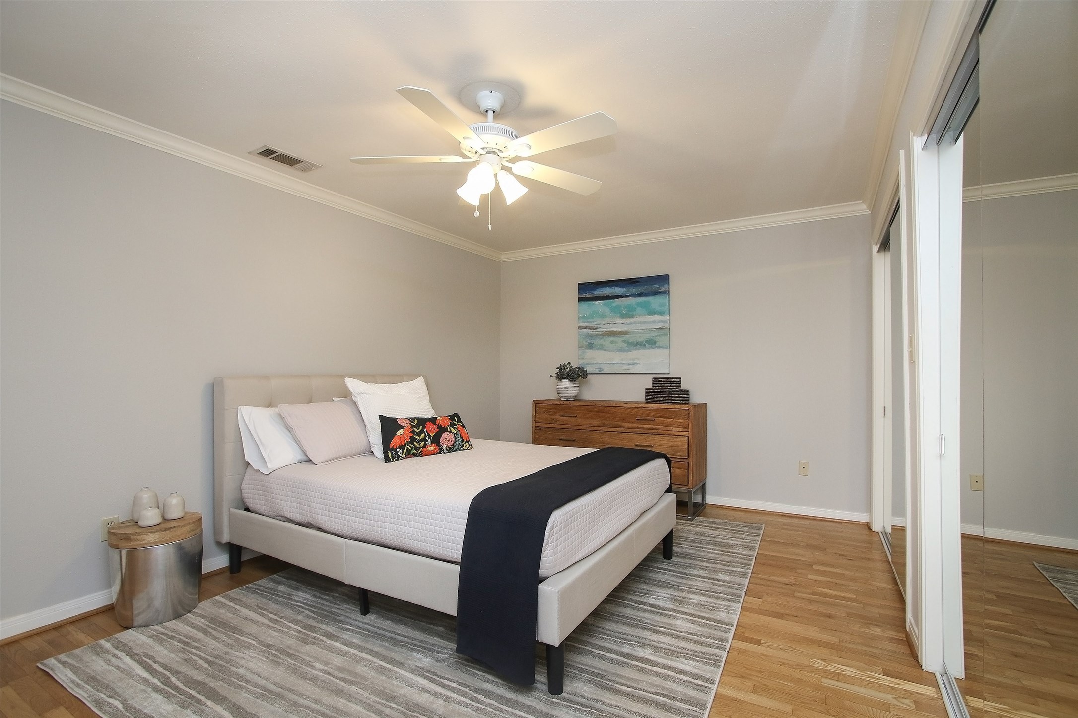 1307 Welch Street 3 Property Photo 15